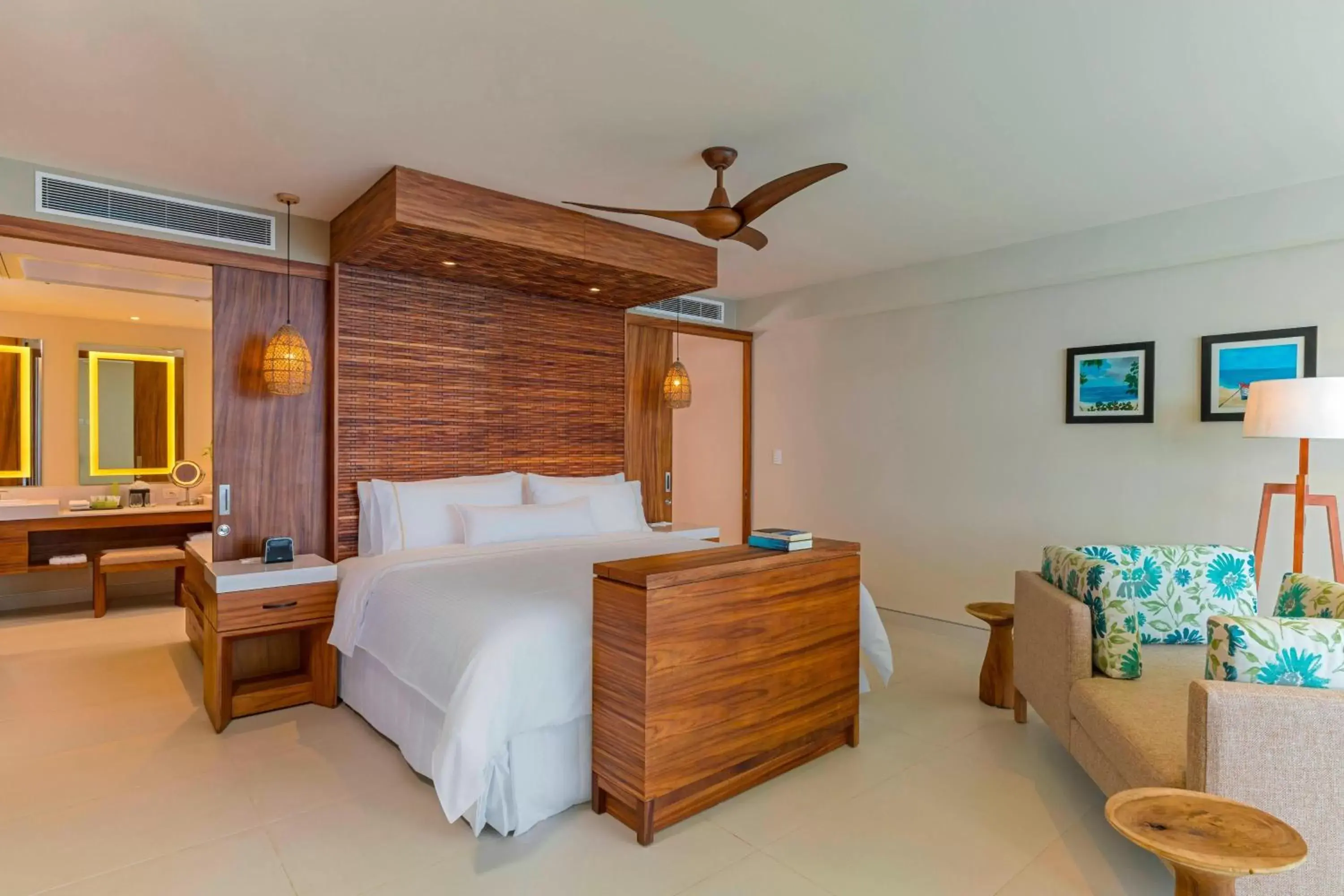 Bedroom in The Westin Cozumel