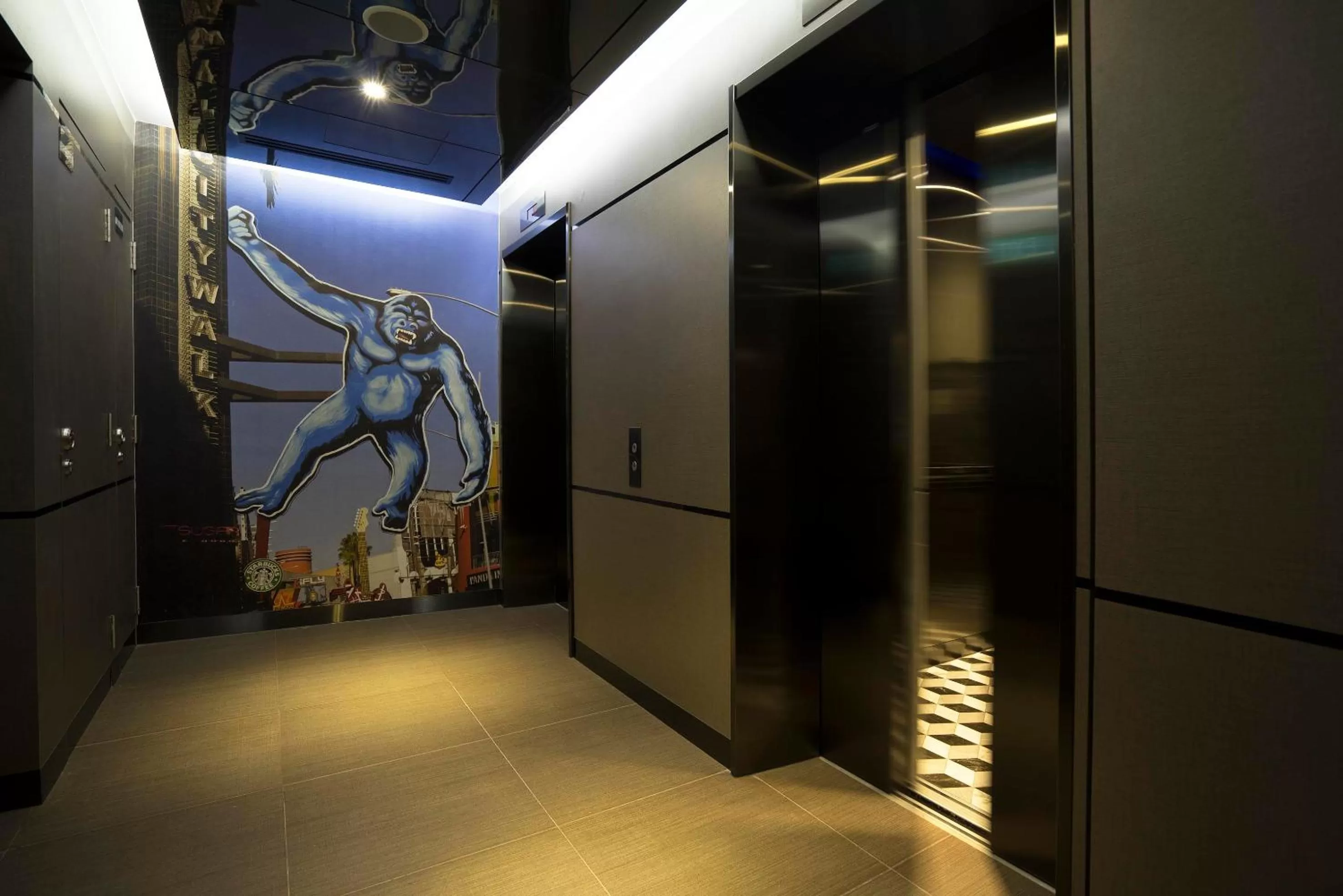 Decorative detail in Hotel 81 Premier Hollywood