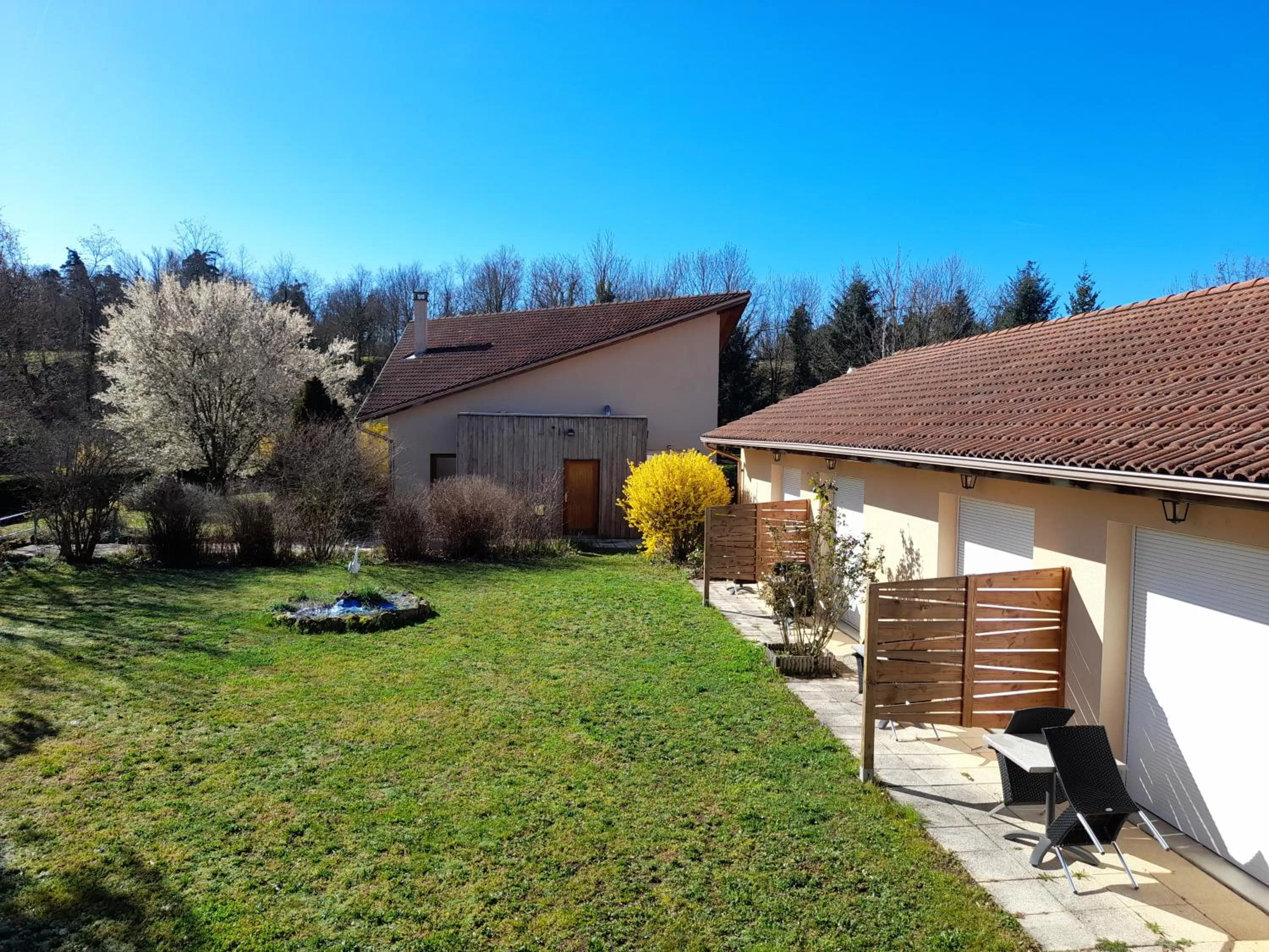 Patio in Hotel de l'Ile d'Amour