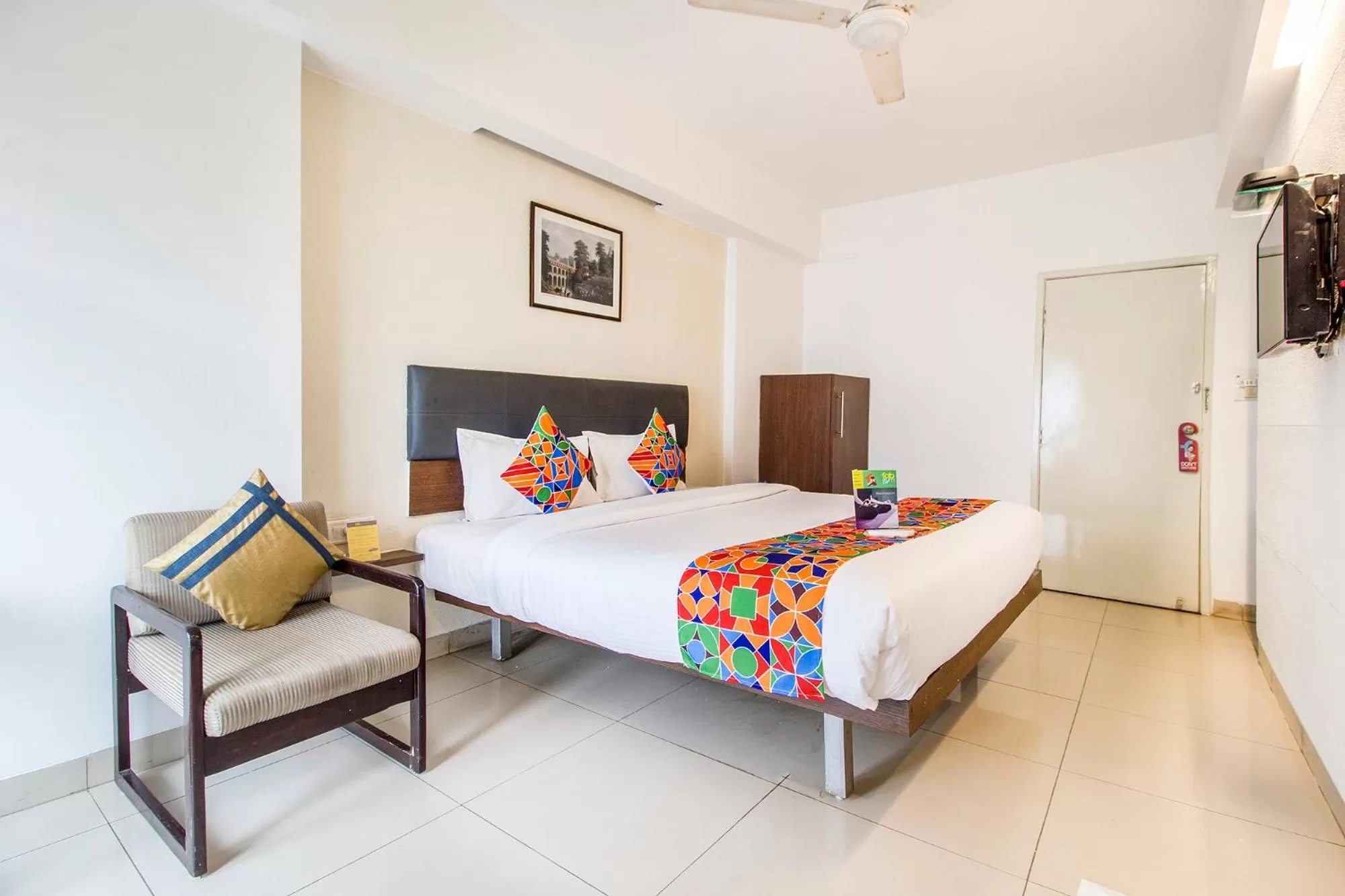 Bedroom, Bed in FabHotel Kalyan - Nr Dairy Dan Circle