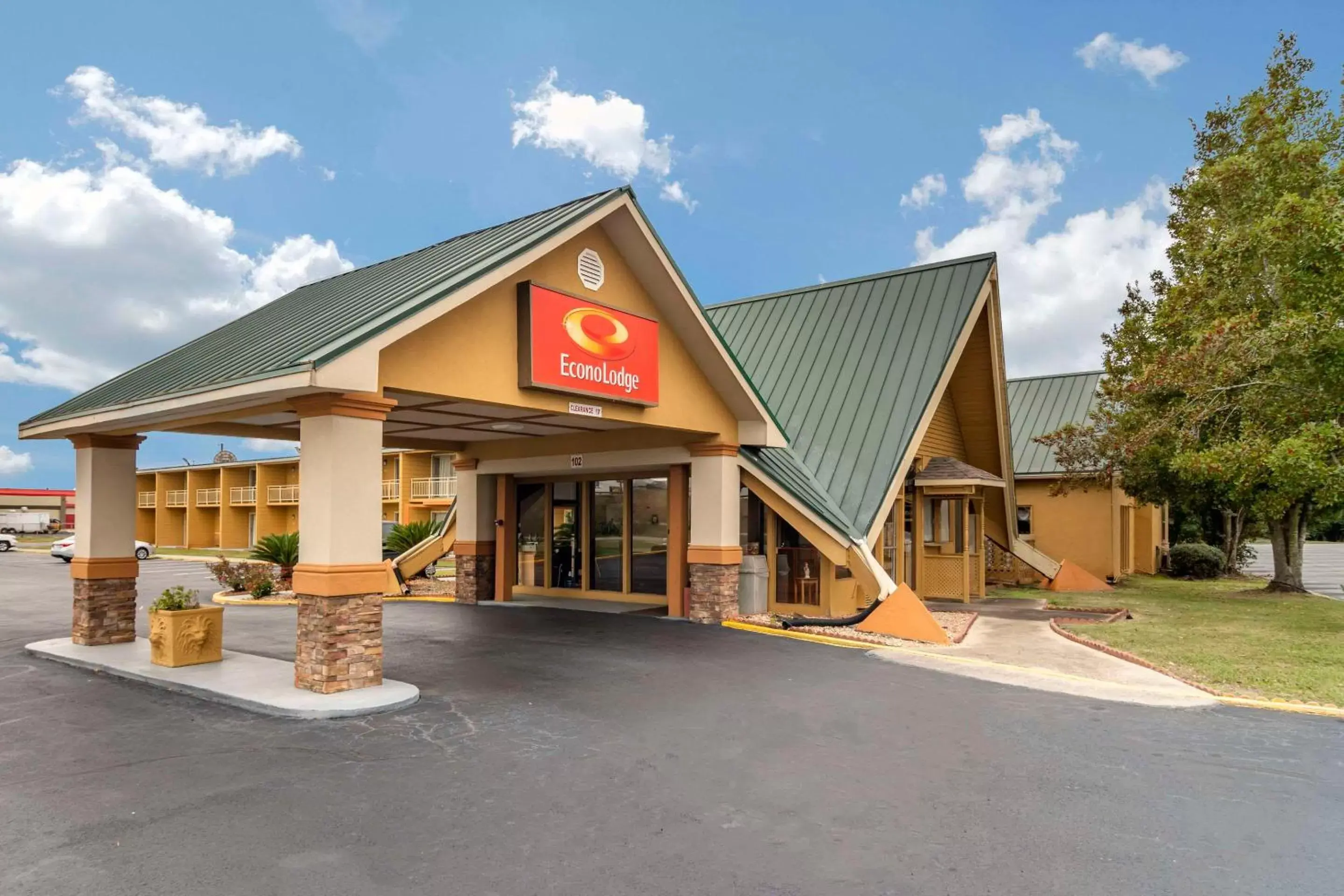 Property Building in Econo Lodge - Perry National Fair Ground Area