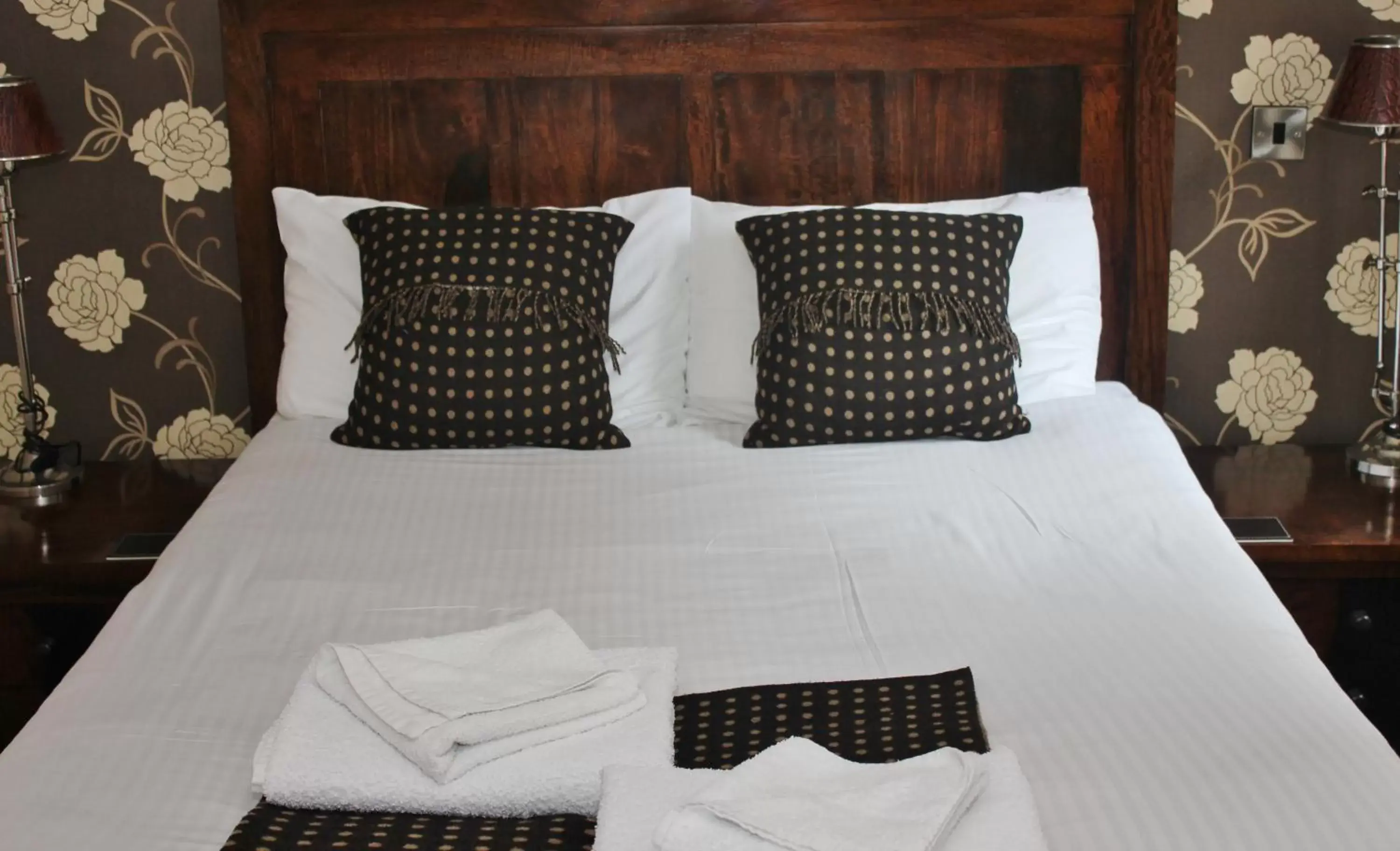 Bed in The Townhouse Hotel