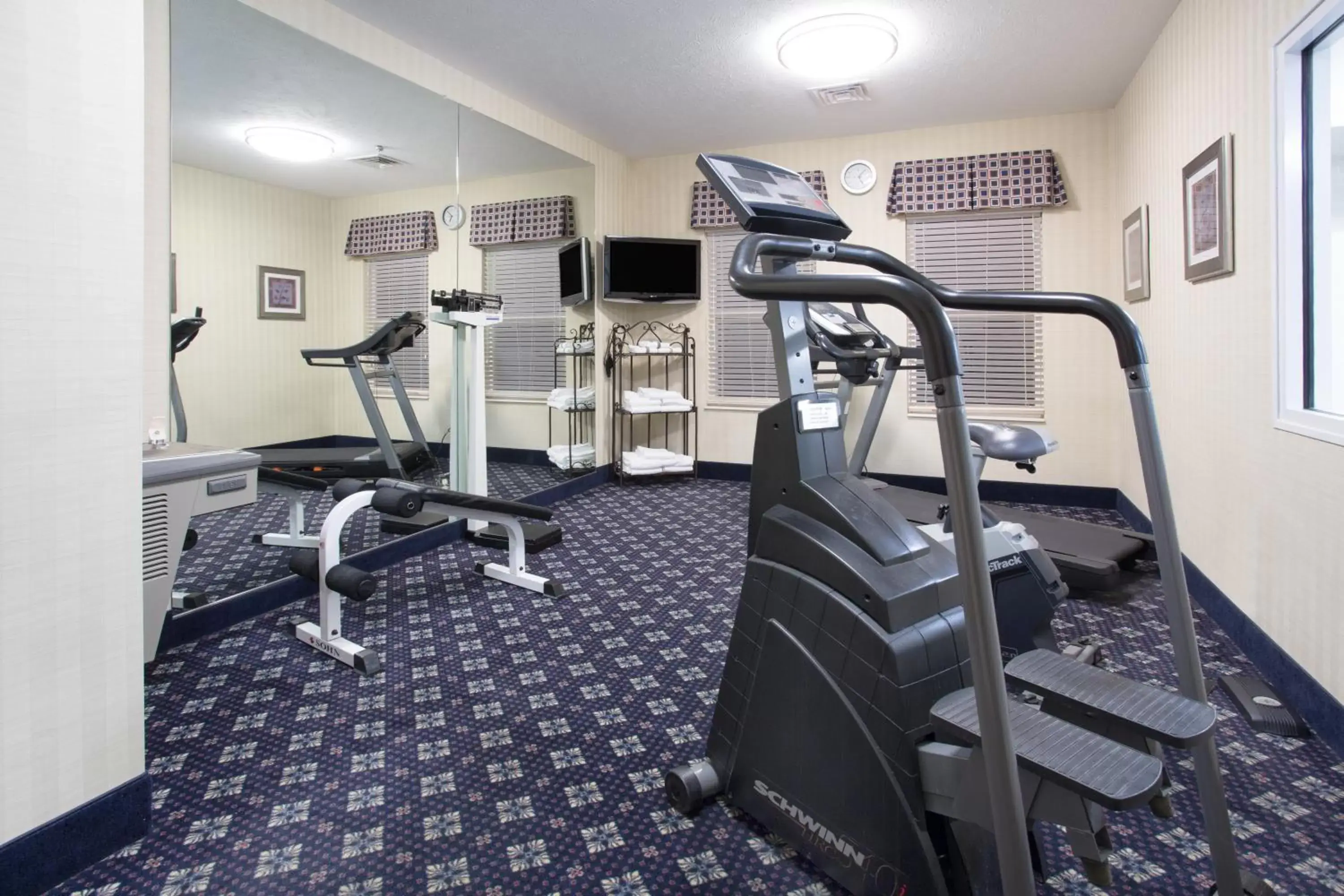 Fitness centre/facilities, Fitness Center/Facilities in Holiday Inn Express & Suites Abilene, an IHG Hotel