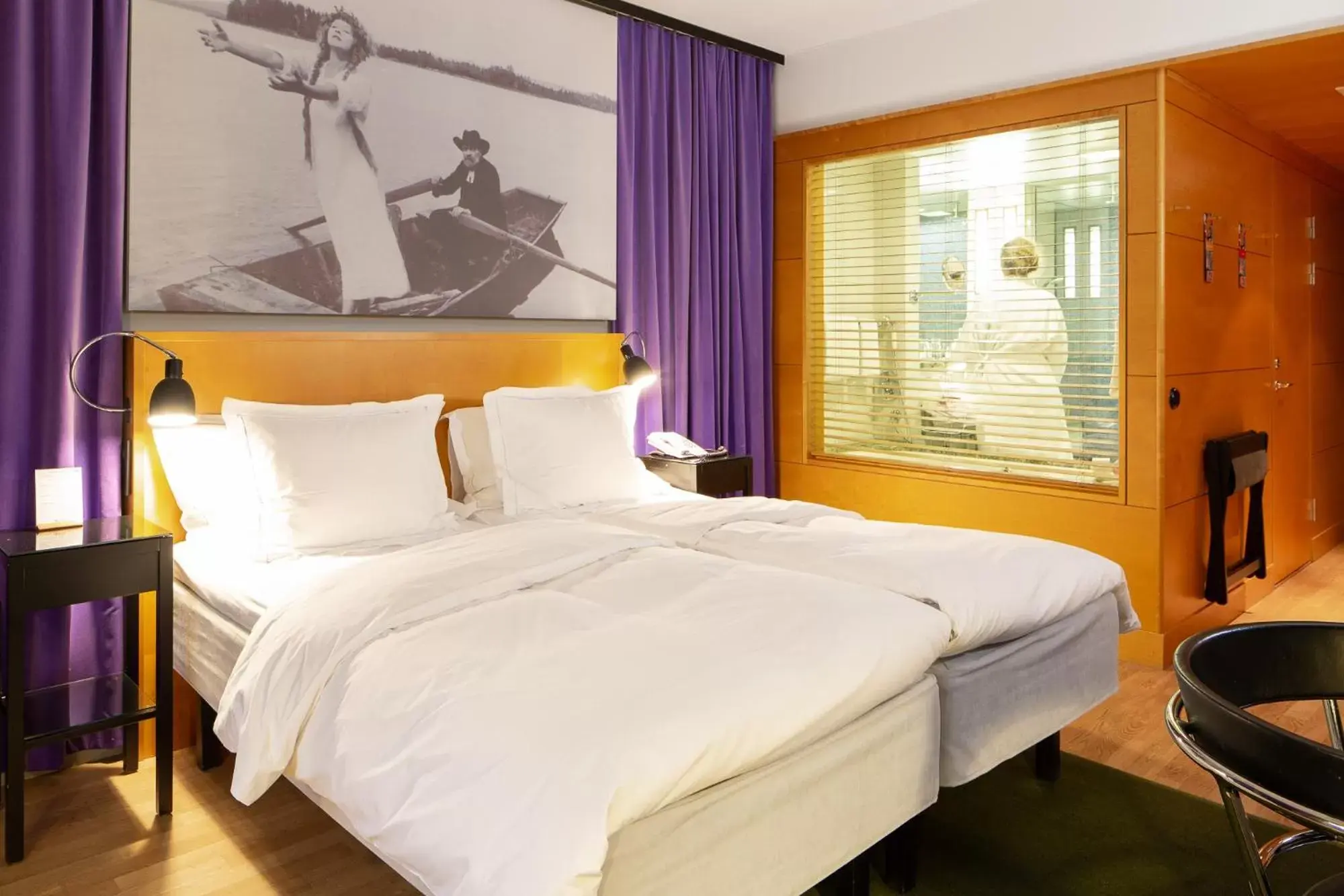 People, Bed in Hotel Rival People, Bed in Hotel Rival