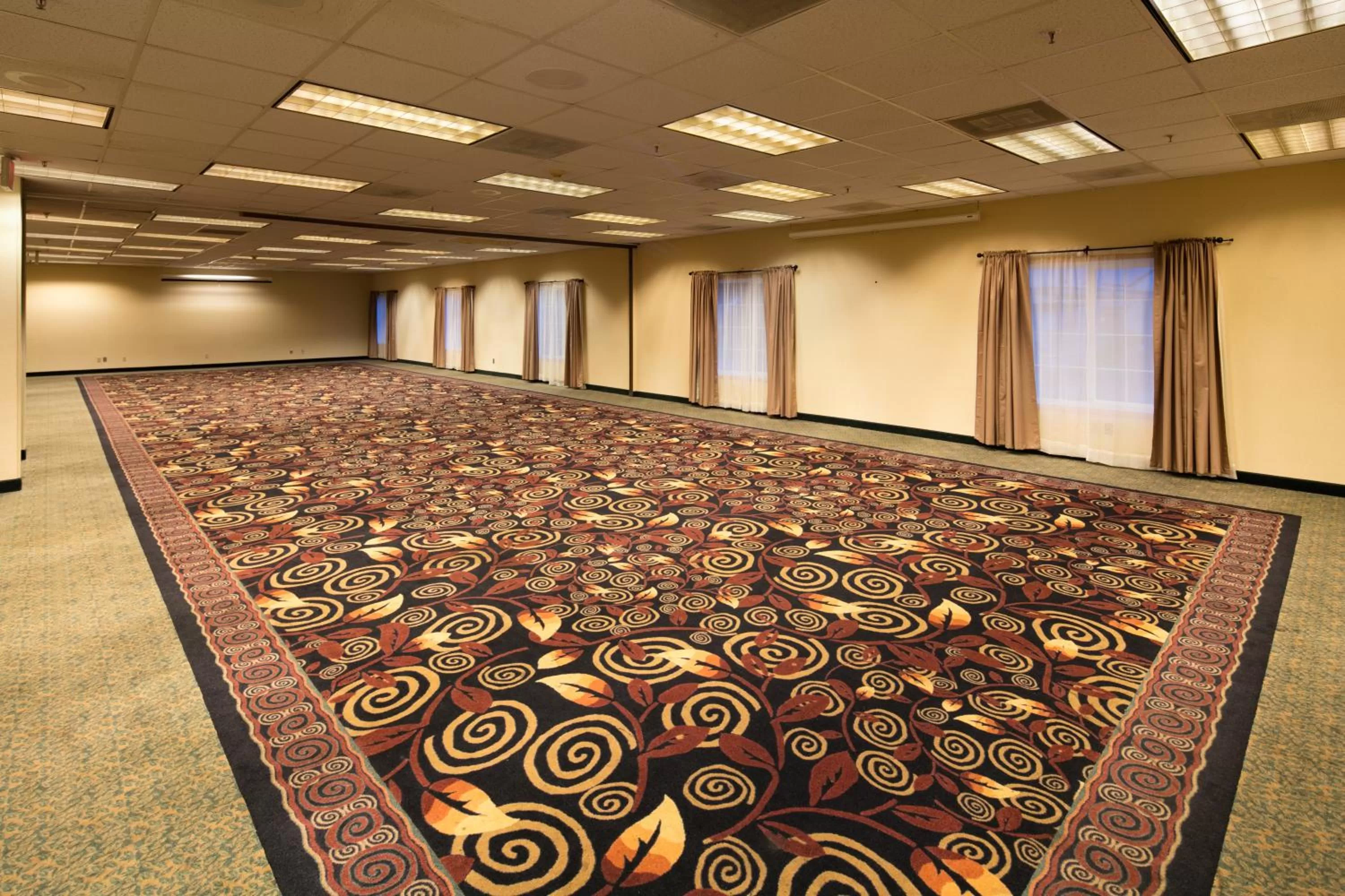 Bathroom in Red Lion Hotel Eureka