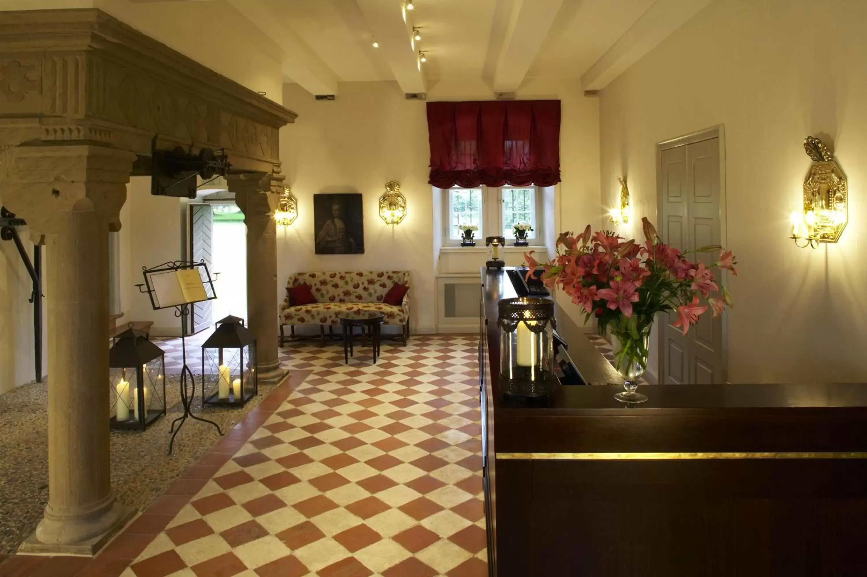 Lobby or reception in Schlosshotel Münchhausen