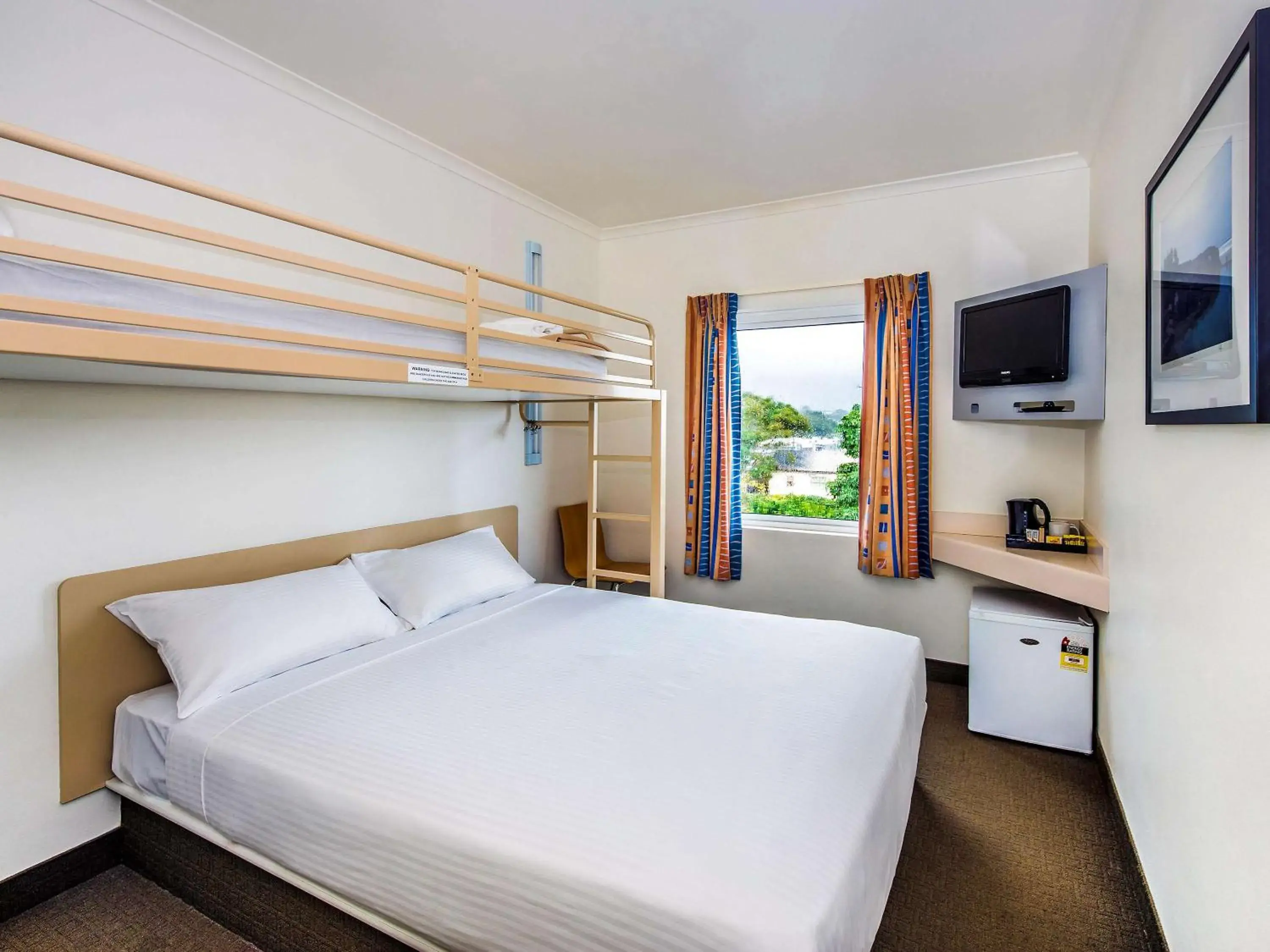 Photo of the whole room in ibis Budget Coffs Harbour
