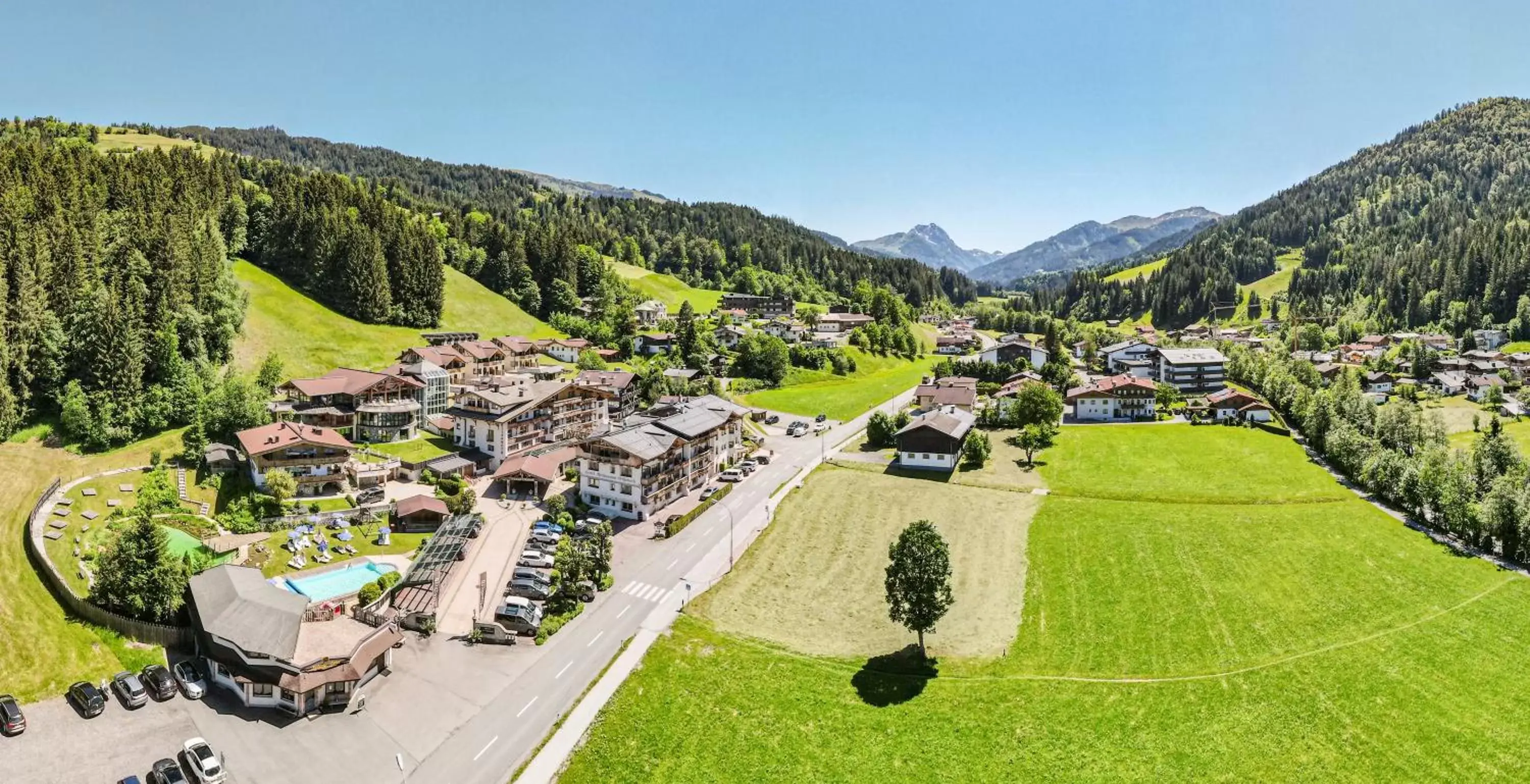 Bird's eye view, Bird's-eye View in Hotel Elisabeth, 4 Sterne Superior