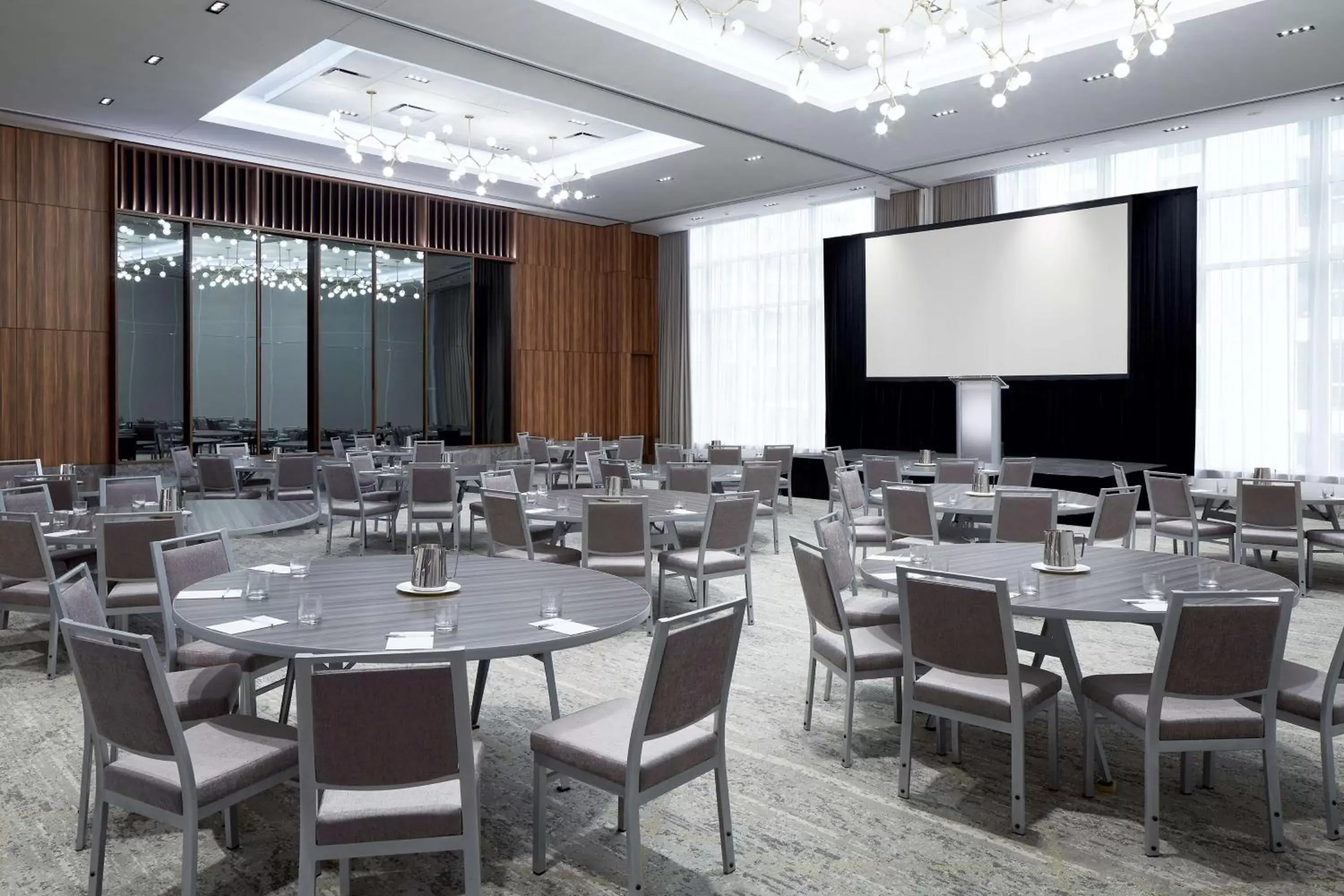 Meeting/conference room in Homewood Suites By Hilton Montreal Midtown