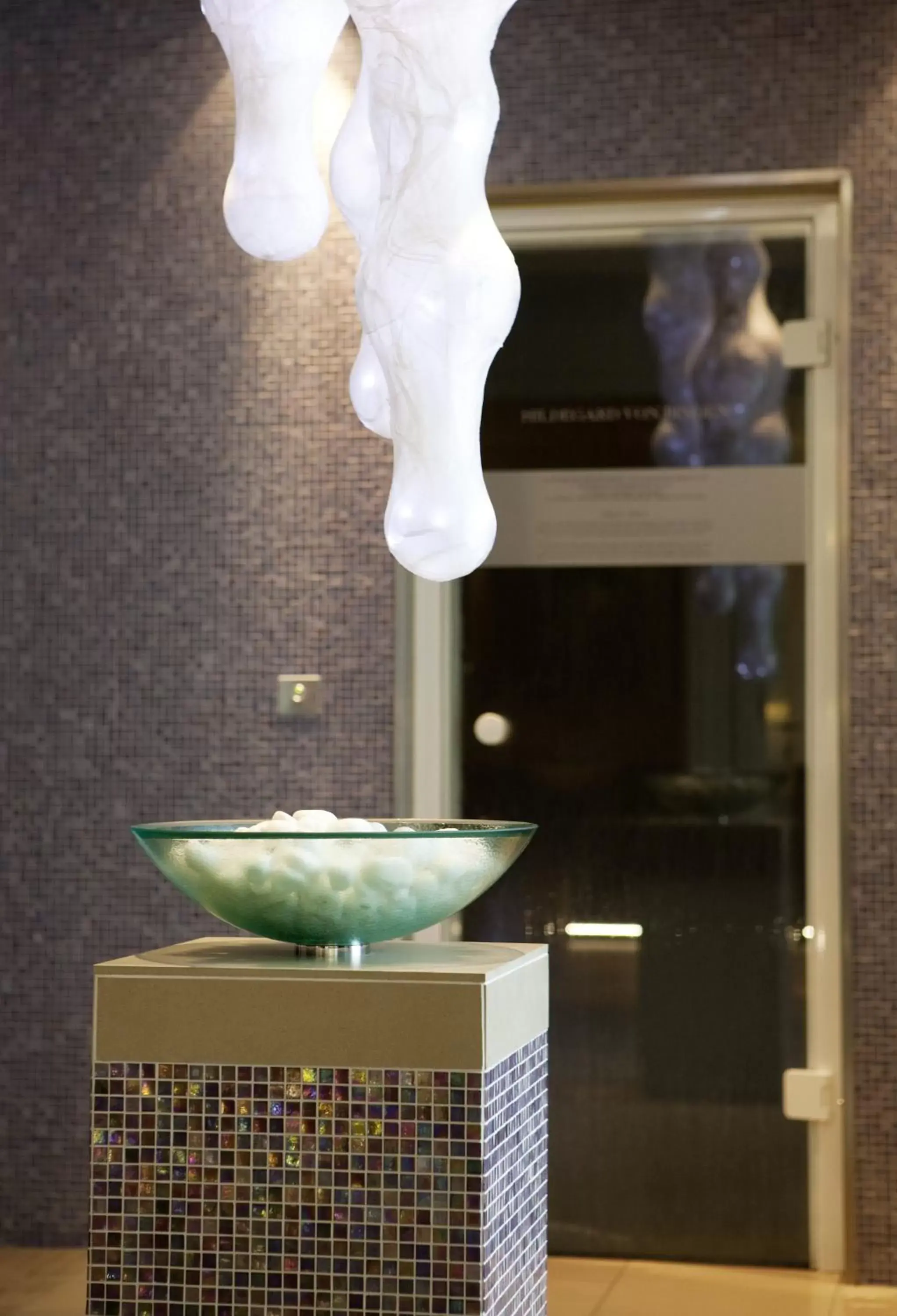 Steam room, Bathroom in Kempinski Hotel Das Tirol
