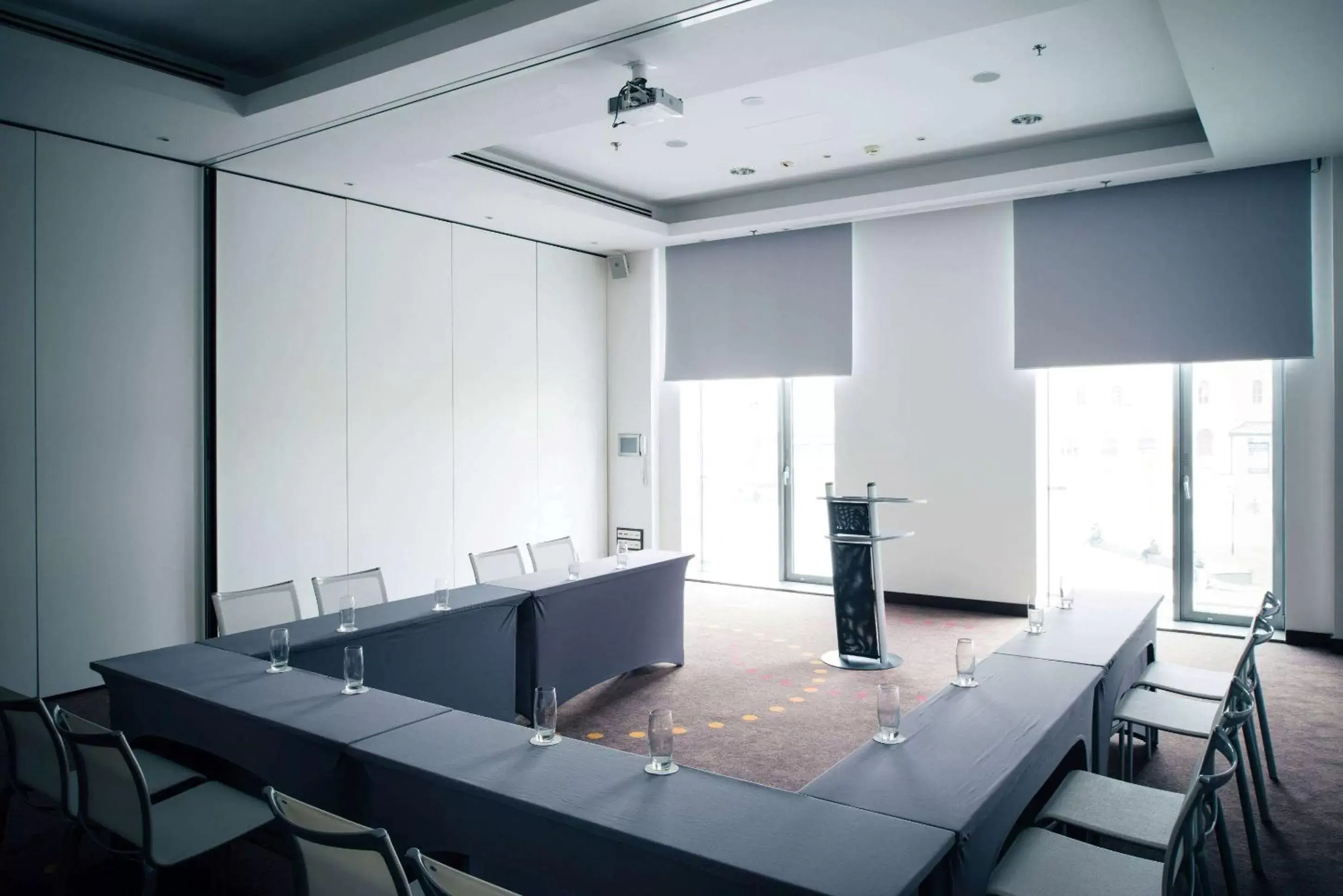 Meeting/conference room in Vienna House by Wyndham Andel's Cracow