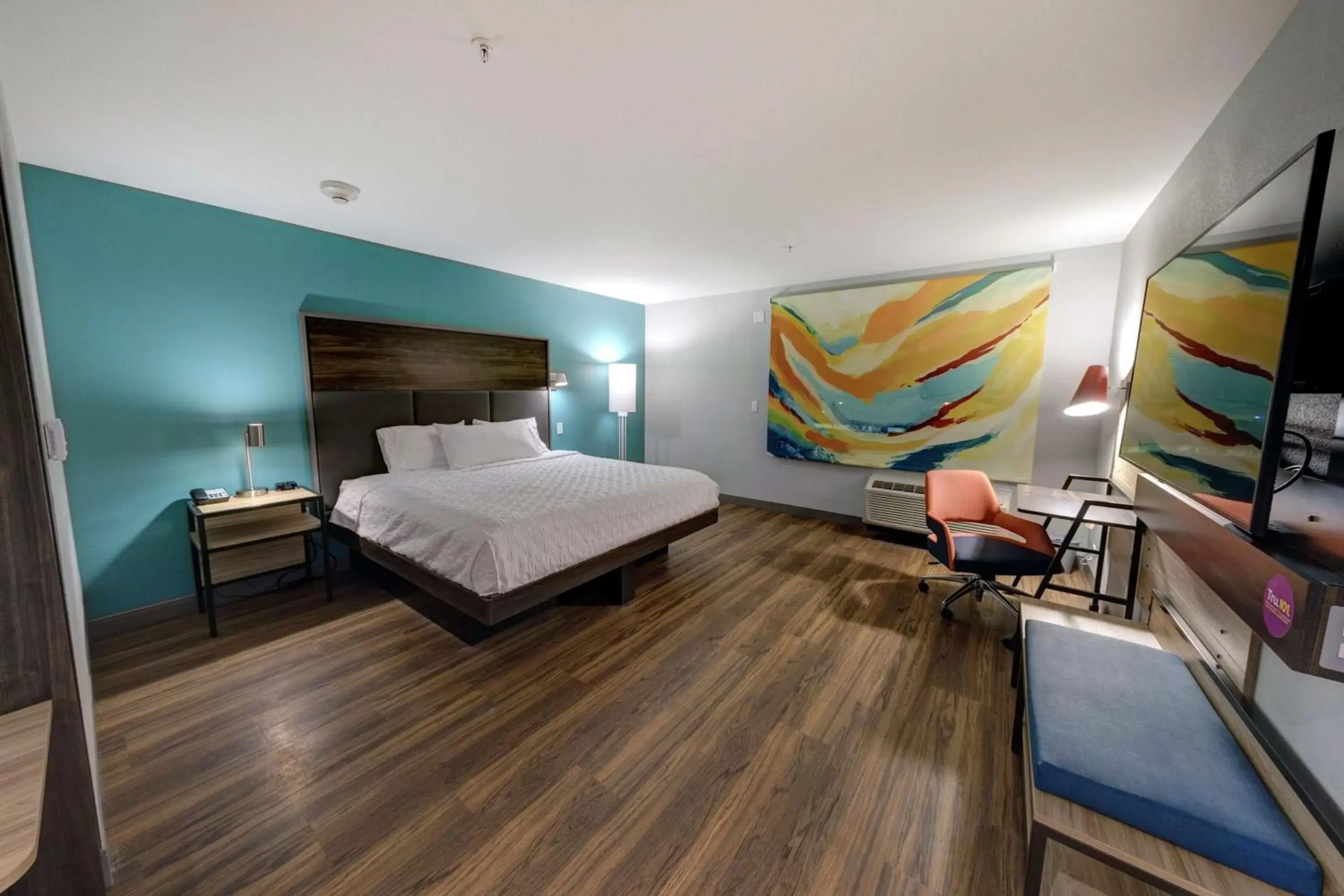 Bedroom, Bed in Tru By Hilton Georgetown