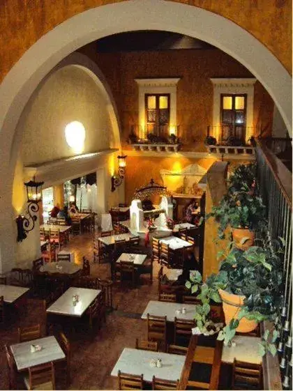 Restaurant/Places to Eat in Hotel Gobernador