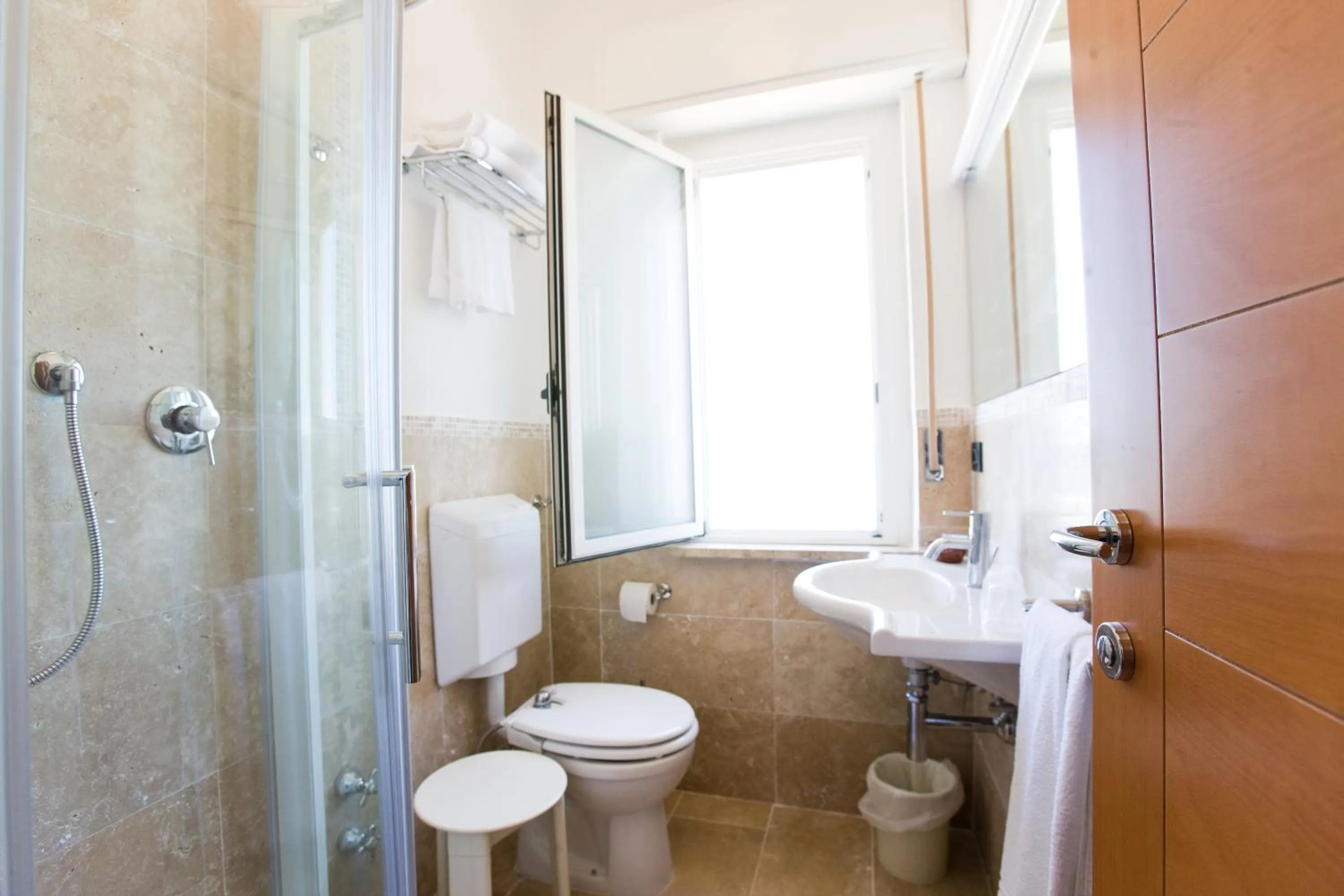 Bathroom in Hotel City