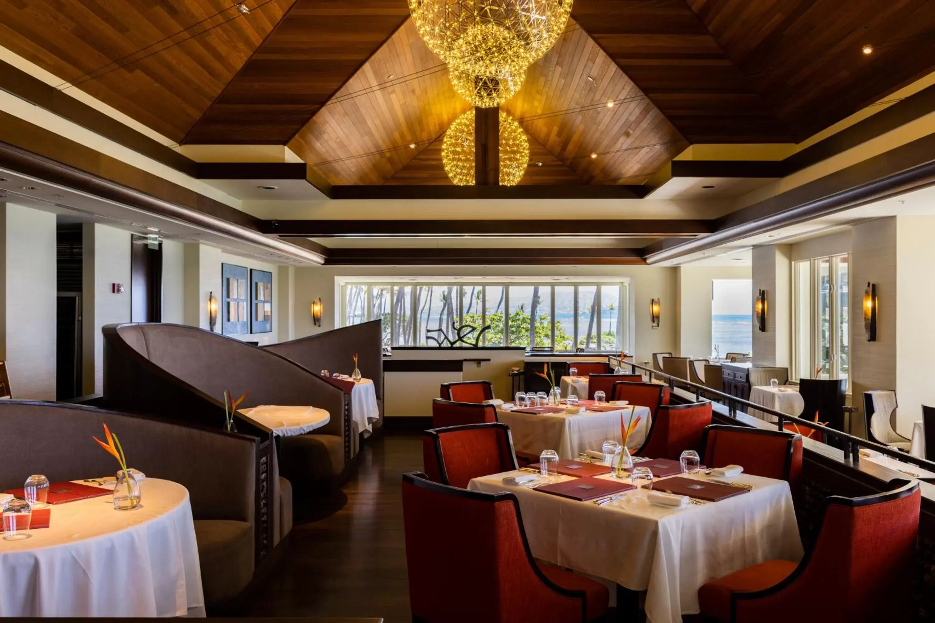 Restaurant/Places to Eat in The Kahala Hotel and Resort