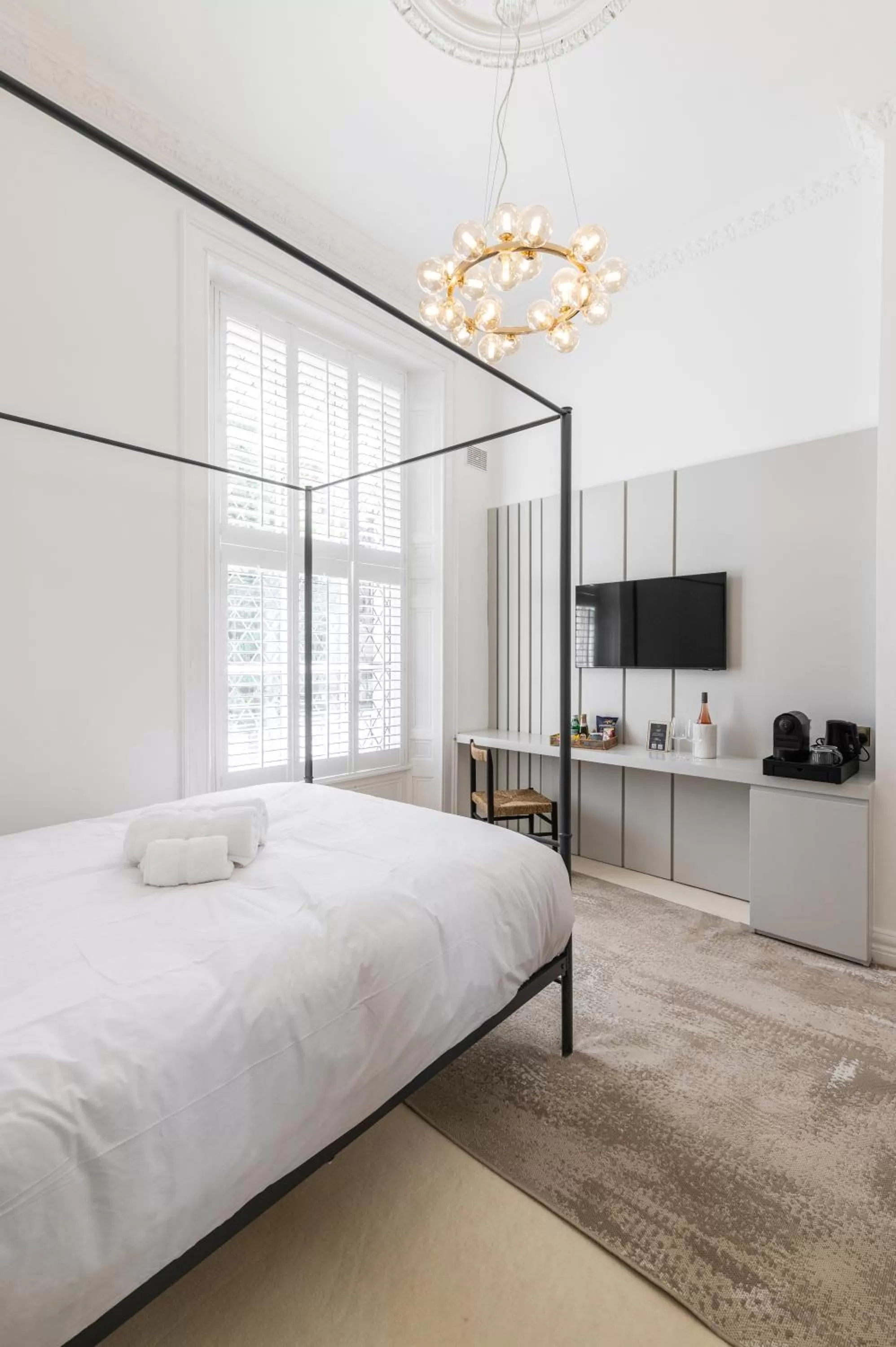 Bedroom in Number 59 - Irish Stay Group