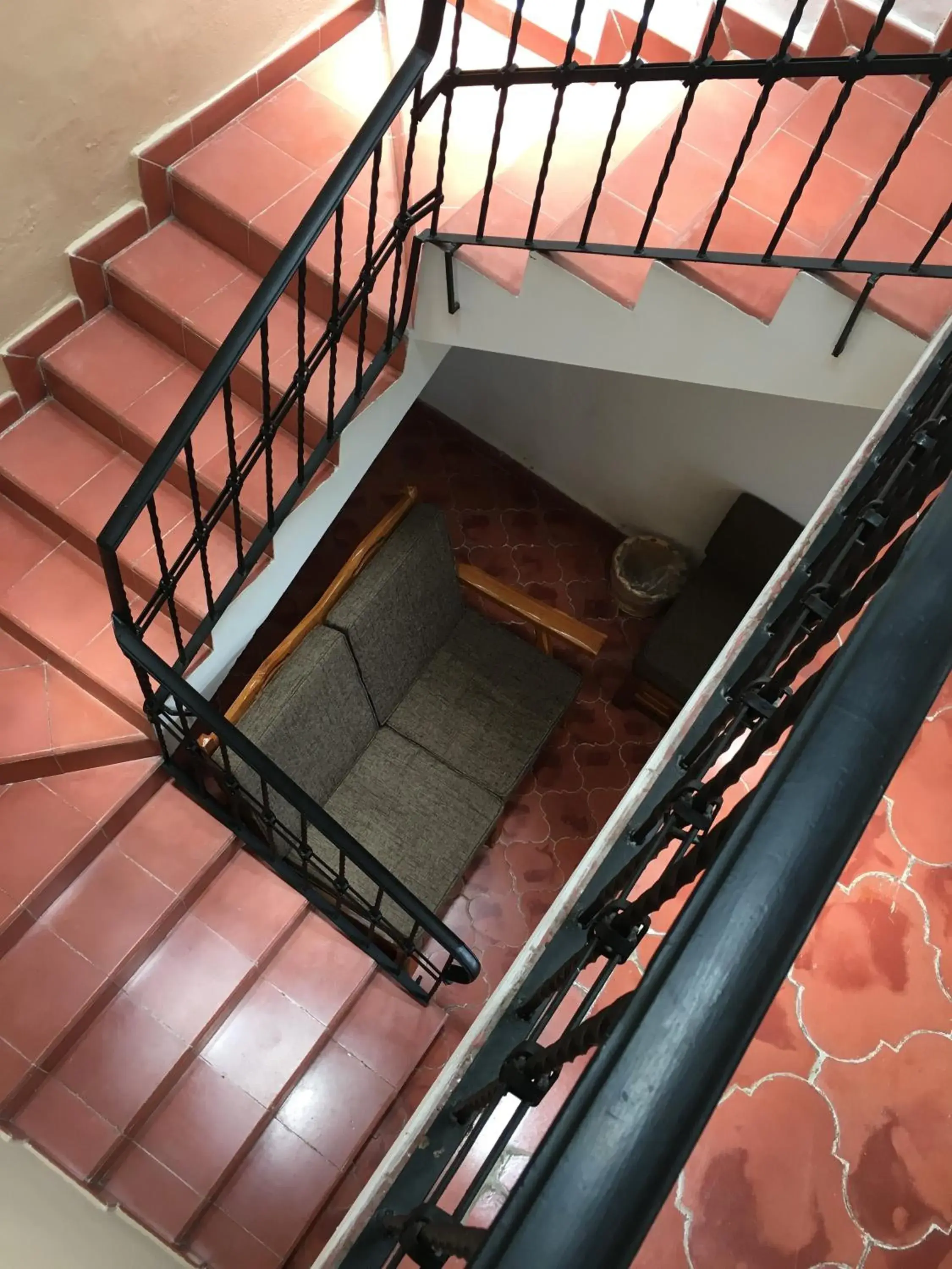 Bedroom, Balcony/Terrace in Rancho Hotel Atascadero