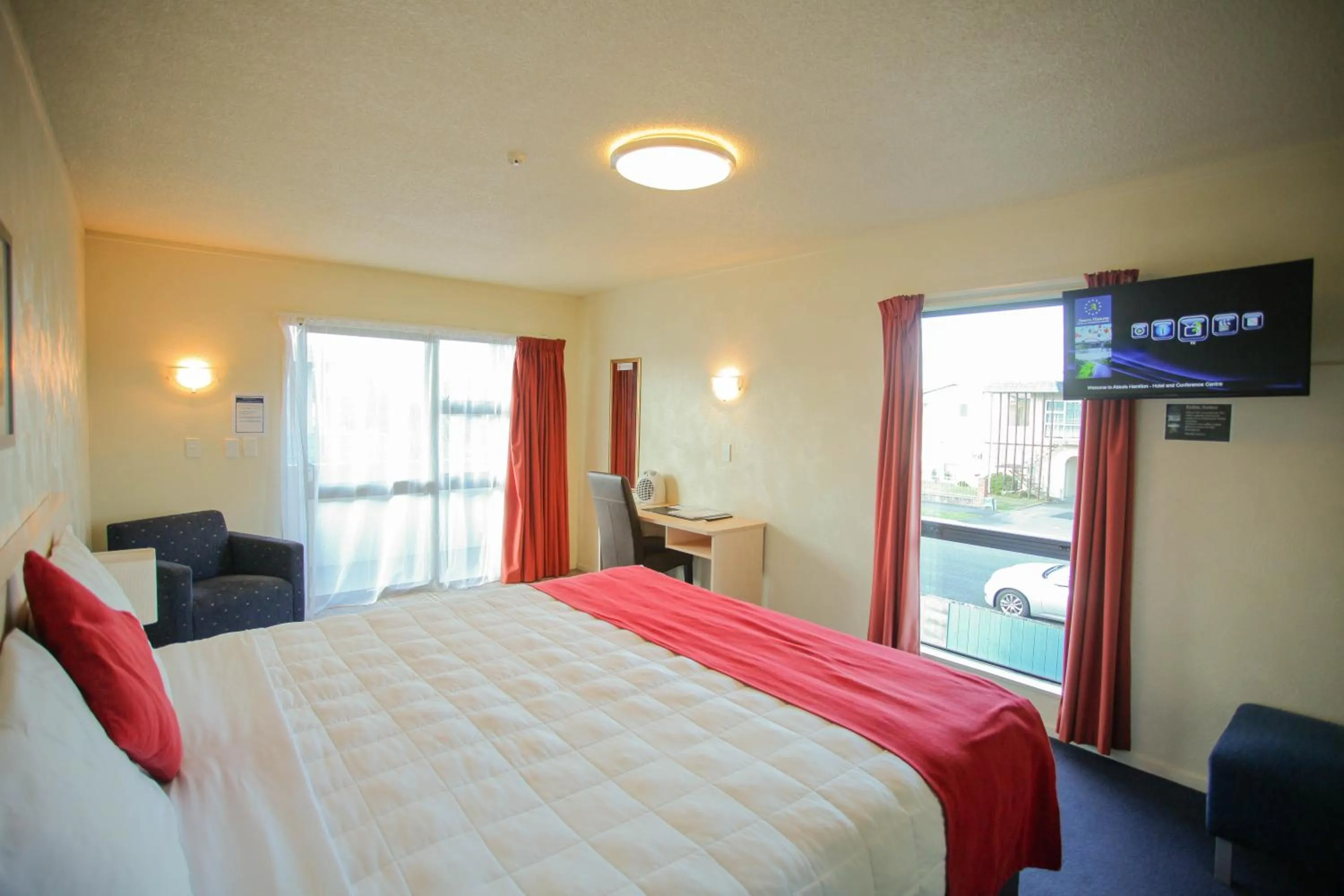 Bed in Abbots Hamilton – Hotel and Conference Centre