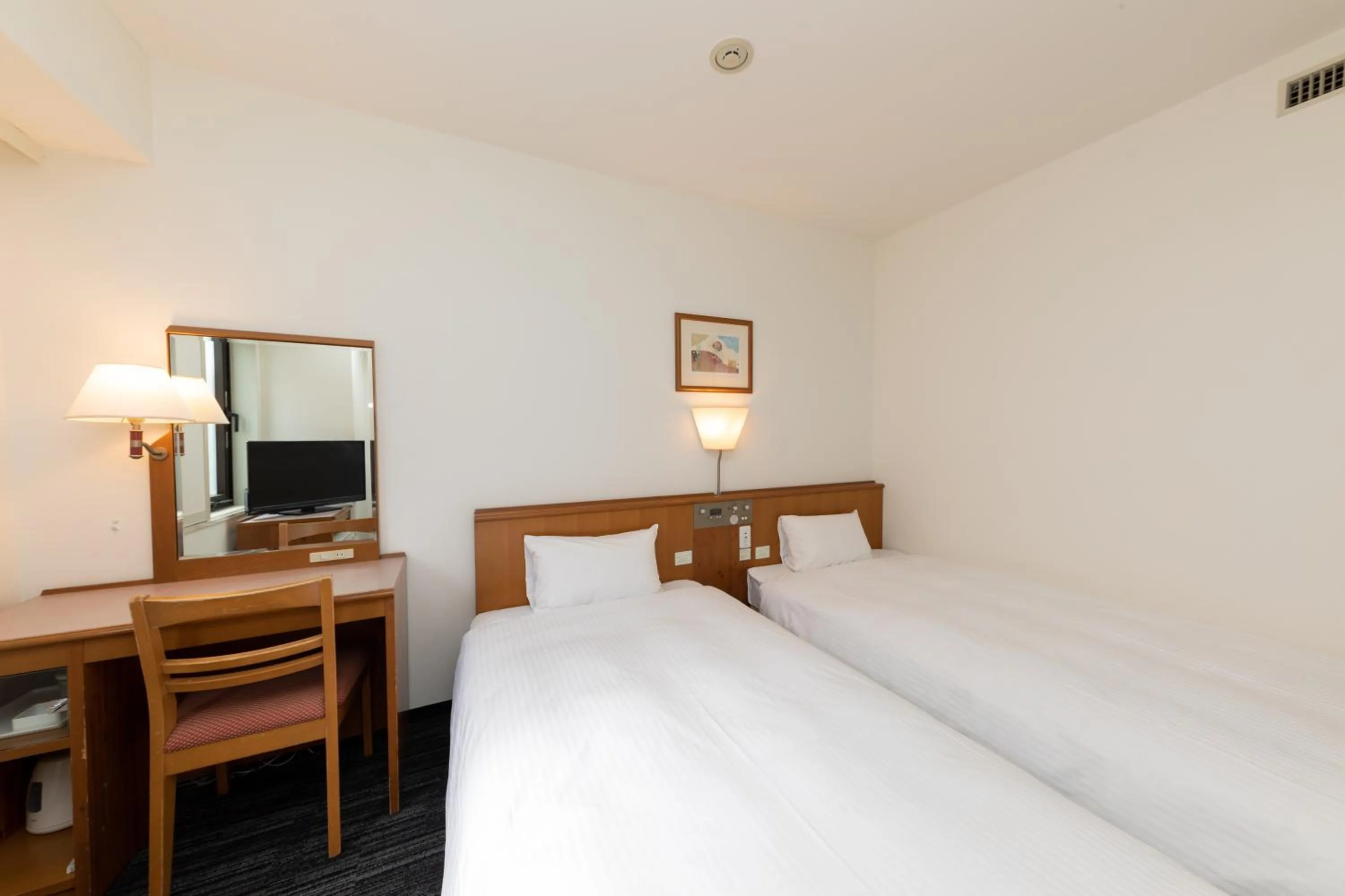 Bed in Nara Washington Hotel Plaza