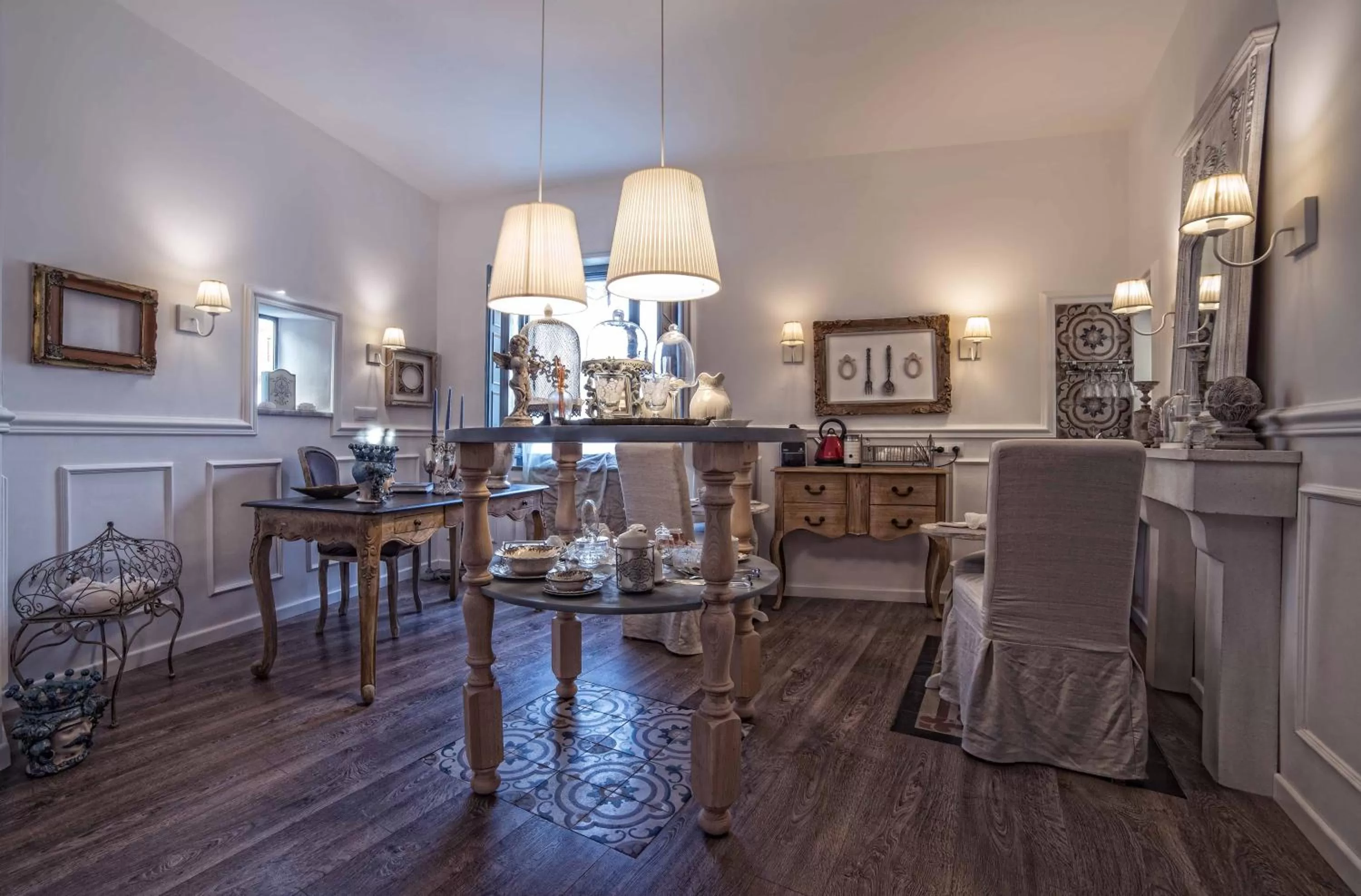 Decorative detail in Il Giardino d'Ulisse