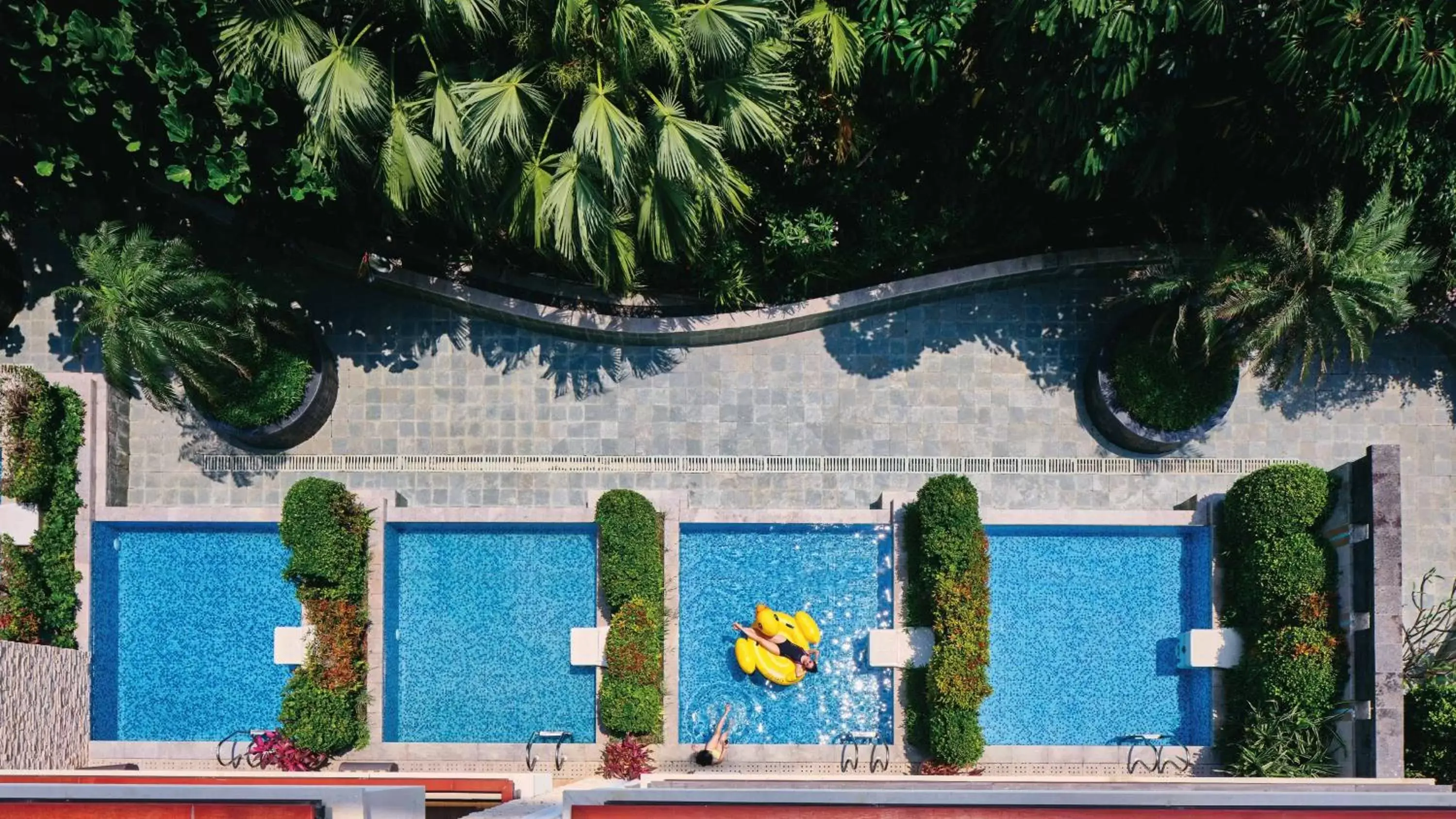 Swimming pool in Crowne Plaza Hailing Island, an IHG Hotel