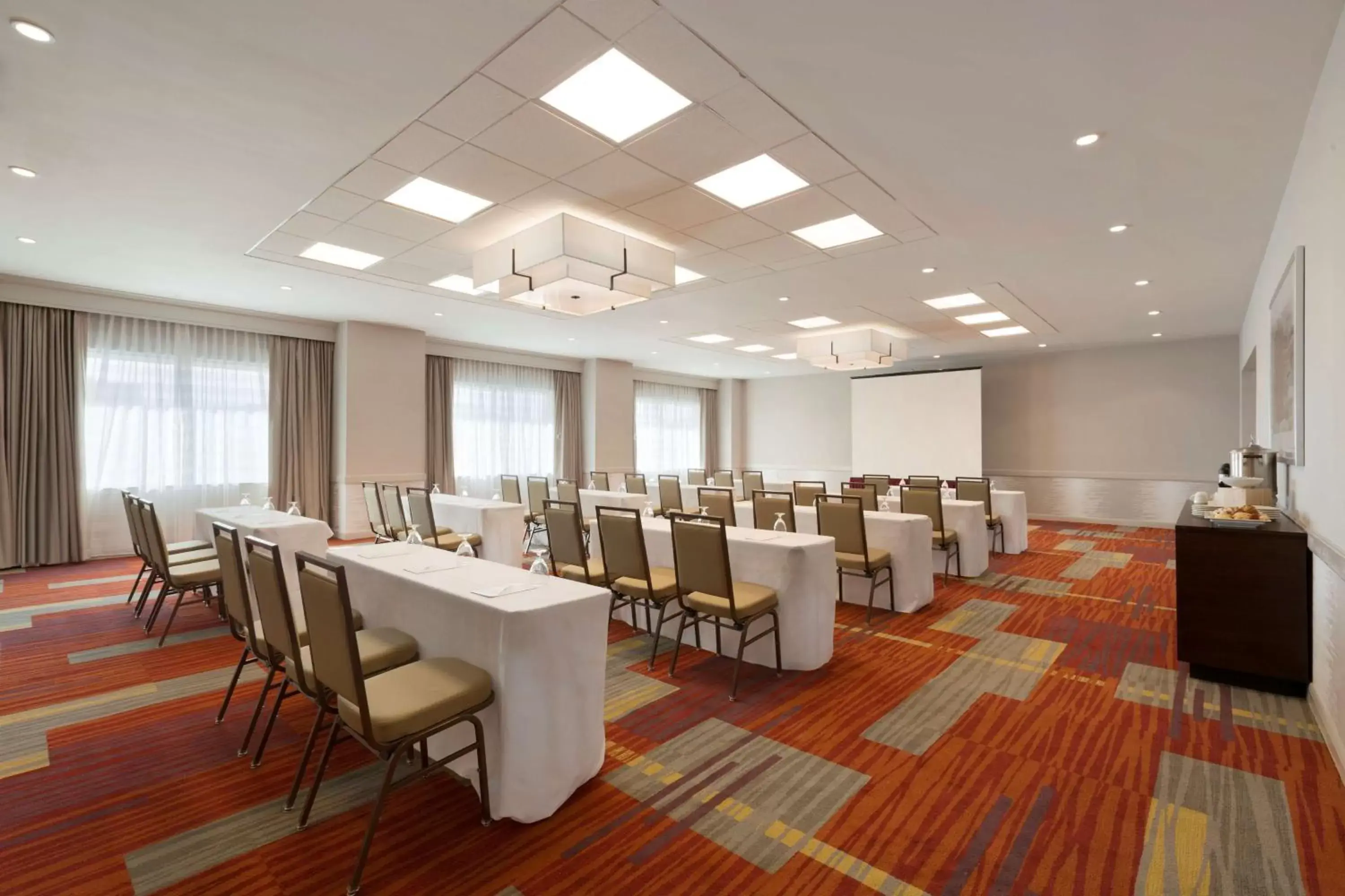 Meeting/conference room in Embassy Suites by Hilton El Paso