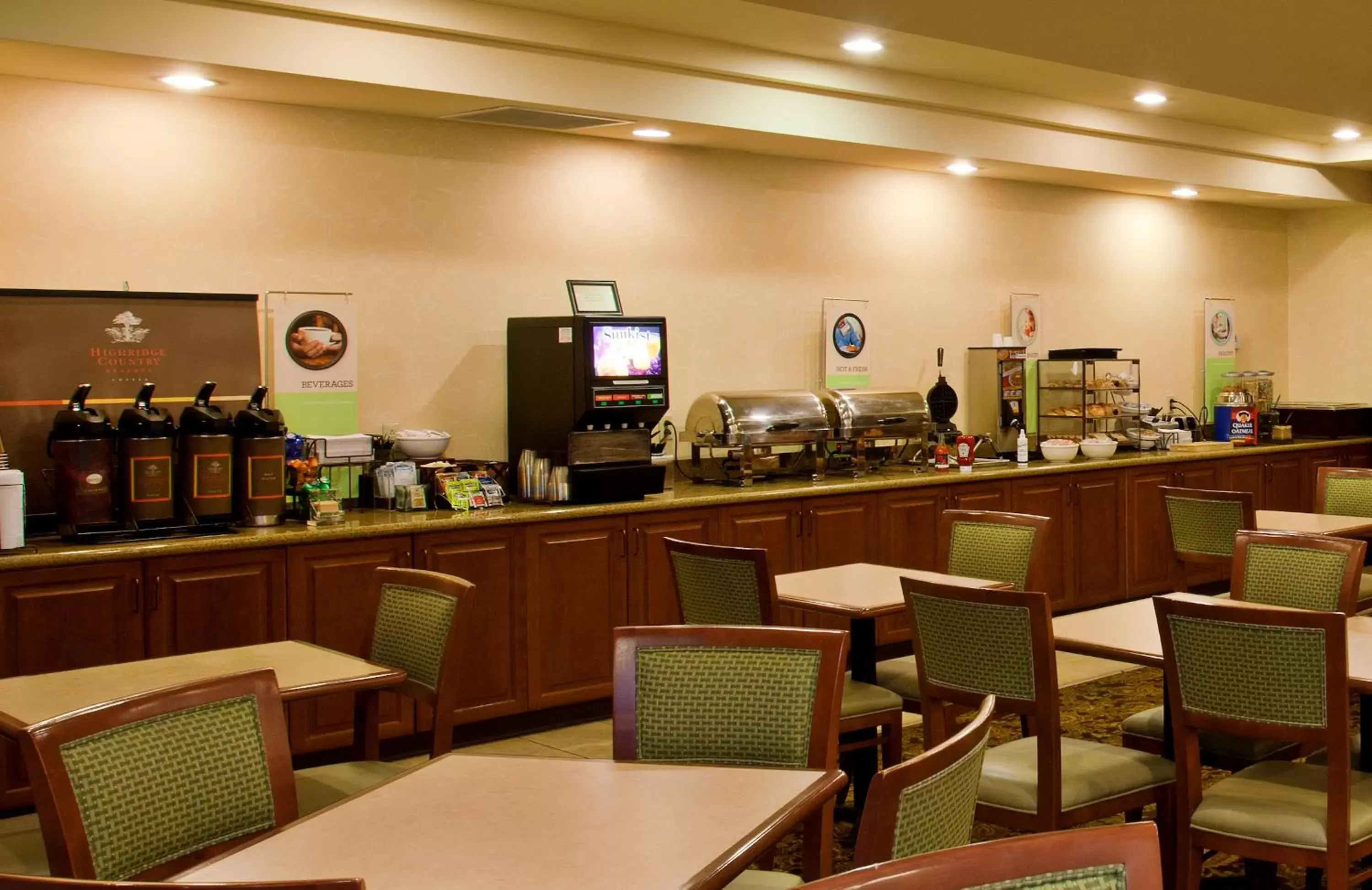 Breakfast, Restaurant/Places to Eat in Country Inn & Suites by Radisson, Tucson City Center, AZ