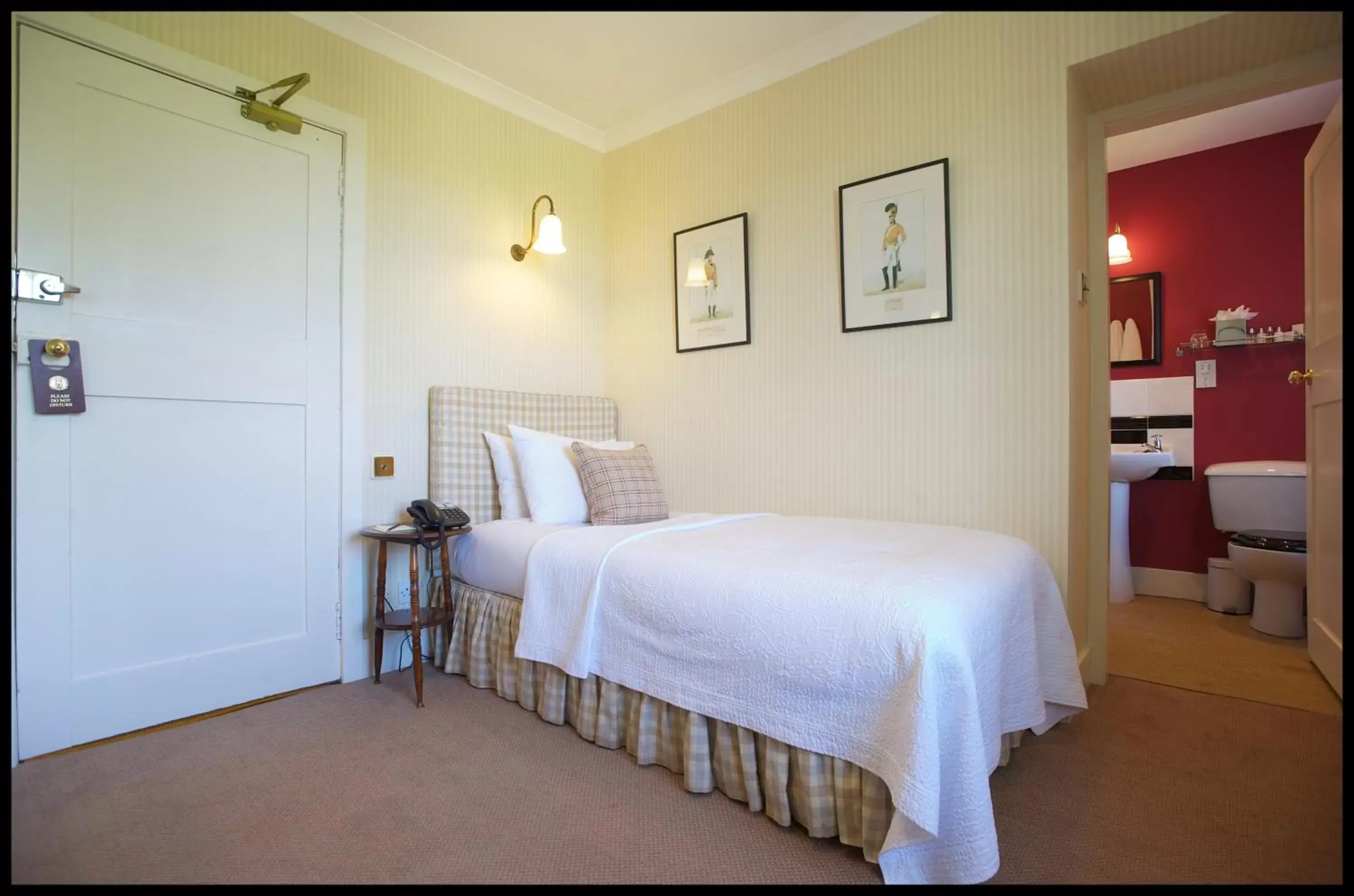 Bedroom, Bed in Greywalls Hotel & Chez Roux