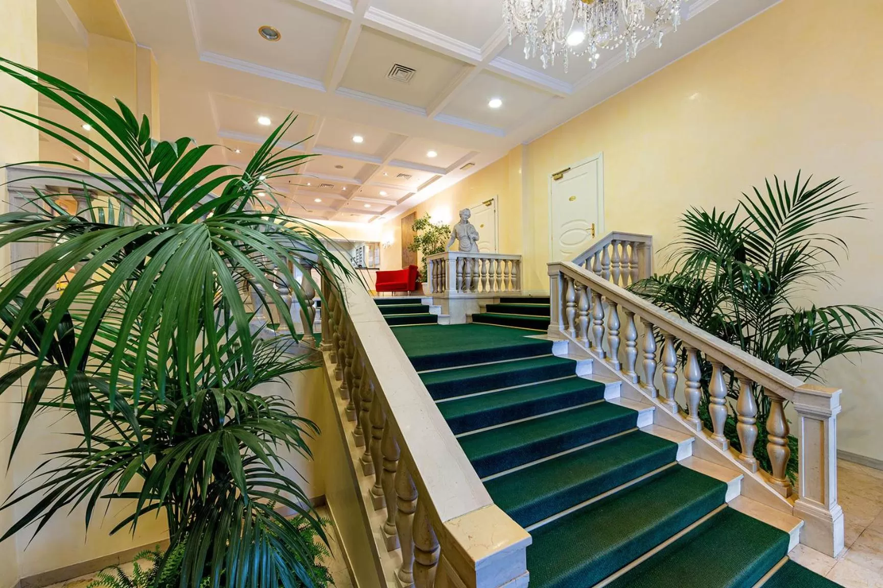 Lobby or reception in Ambassador Palace Hotel