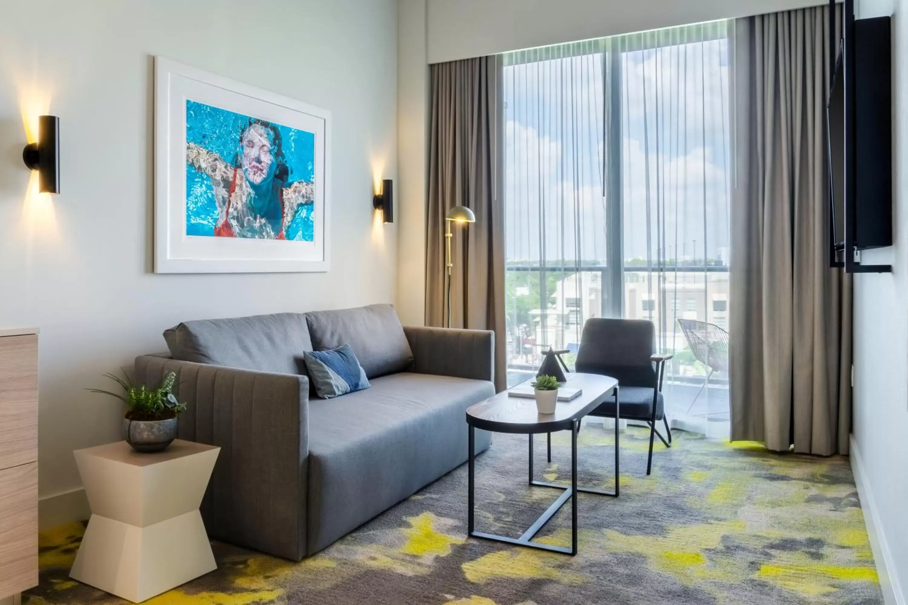 Living room, Seating Area in Hyde Suites Midtown Miami