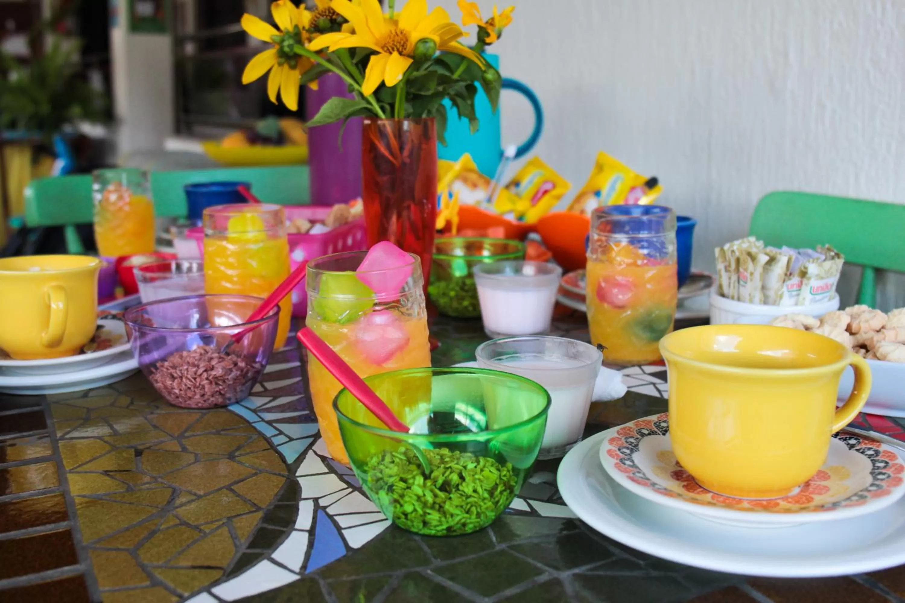Continental breakfast in Pousada OceAnas Frente Mar Estaleiro