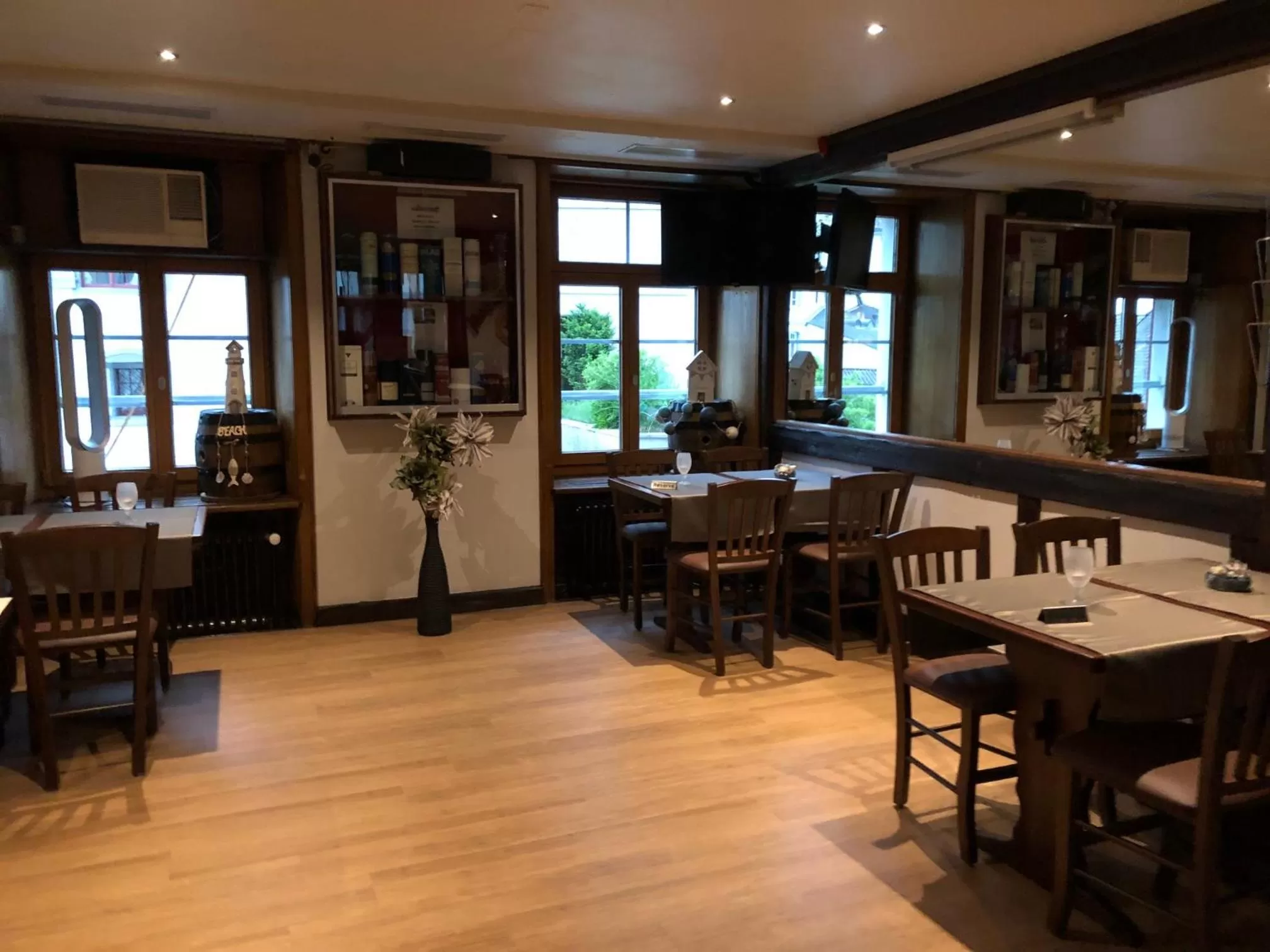 Restaurant/places to eat in Gasthof zum Falken