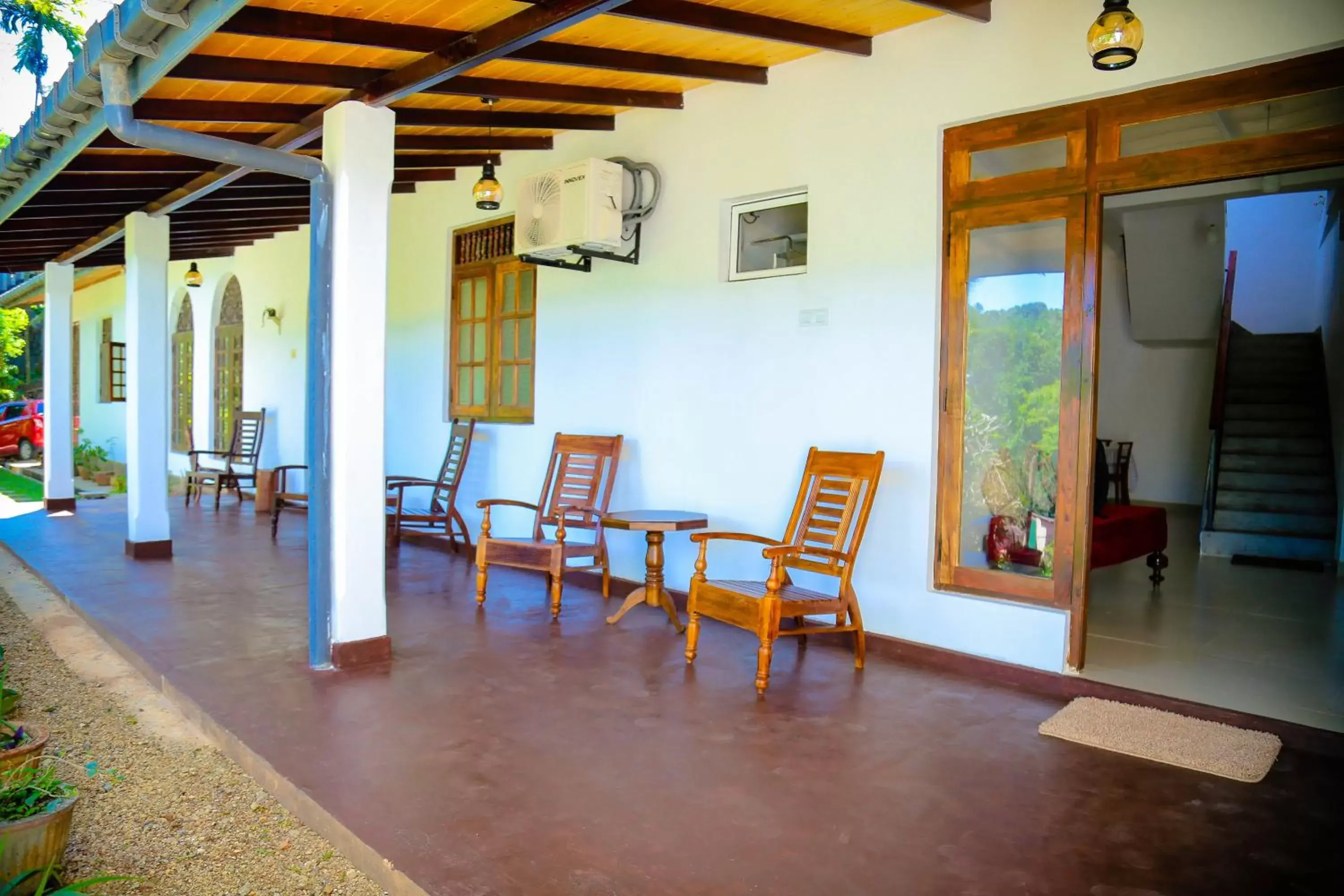 Standard Triple Room - single occupancy in White Lodge Standard Triple Room - single occupancy in White Lodge