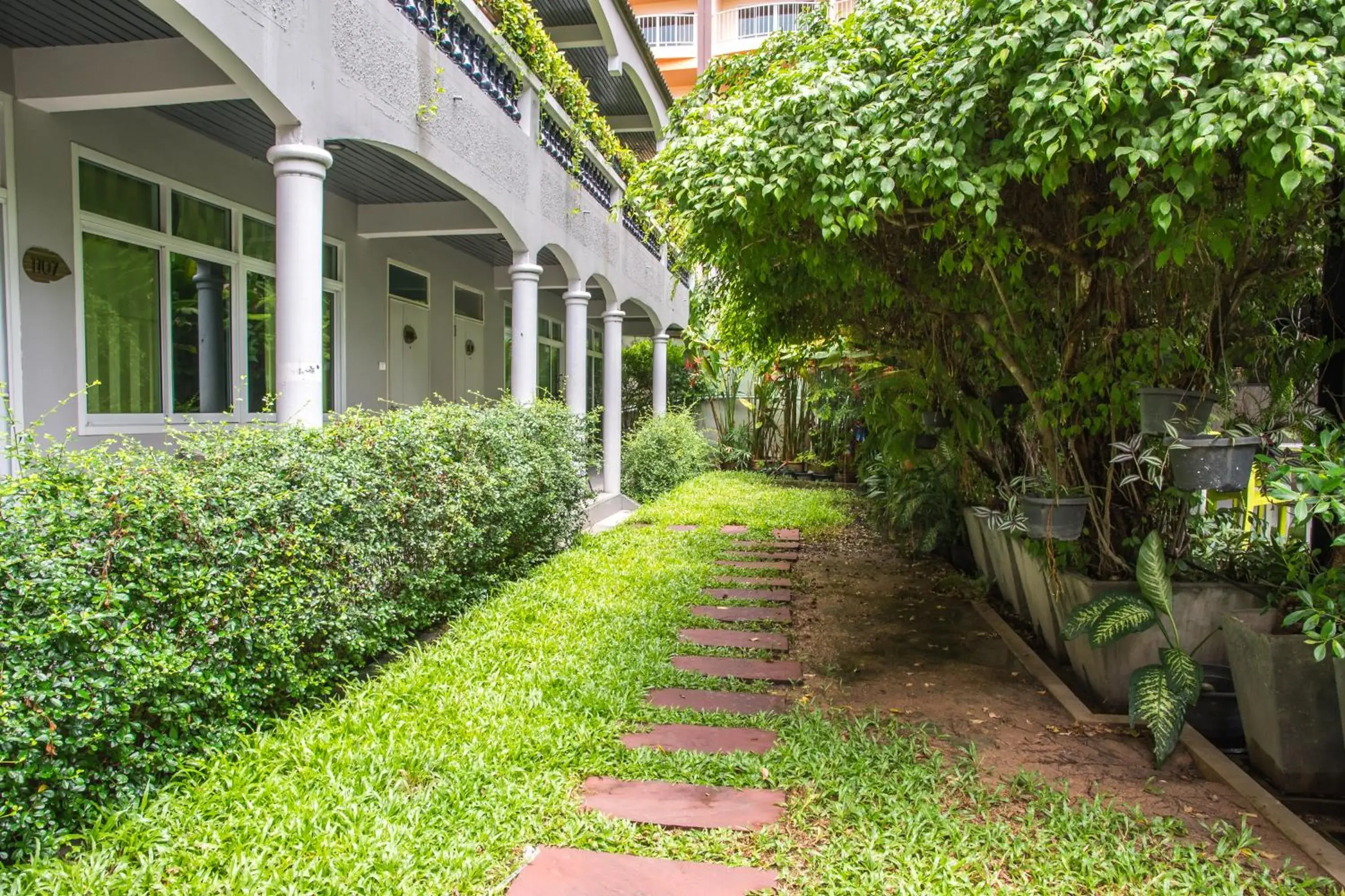 Property building, Garden in Lantana Pattaya Hotel (SHA Extra Plus)