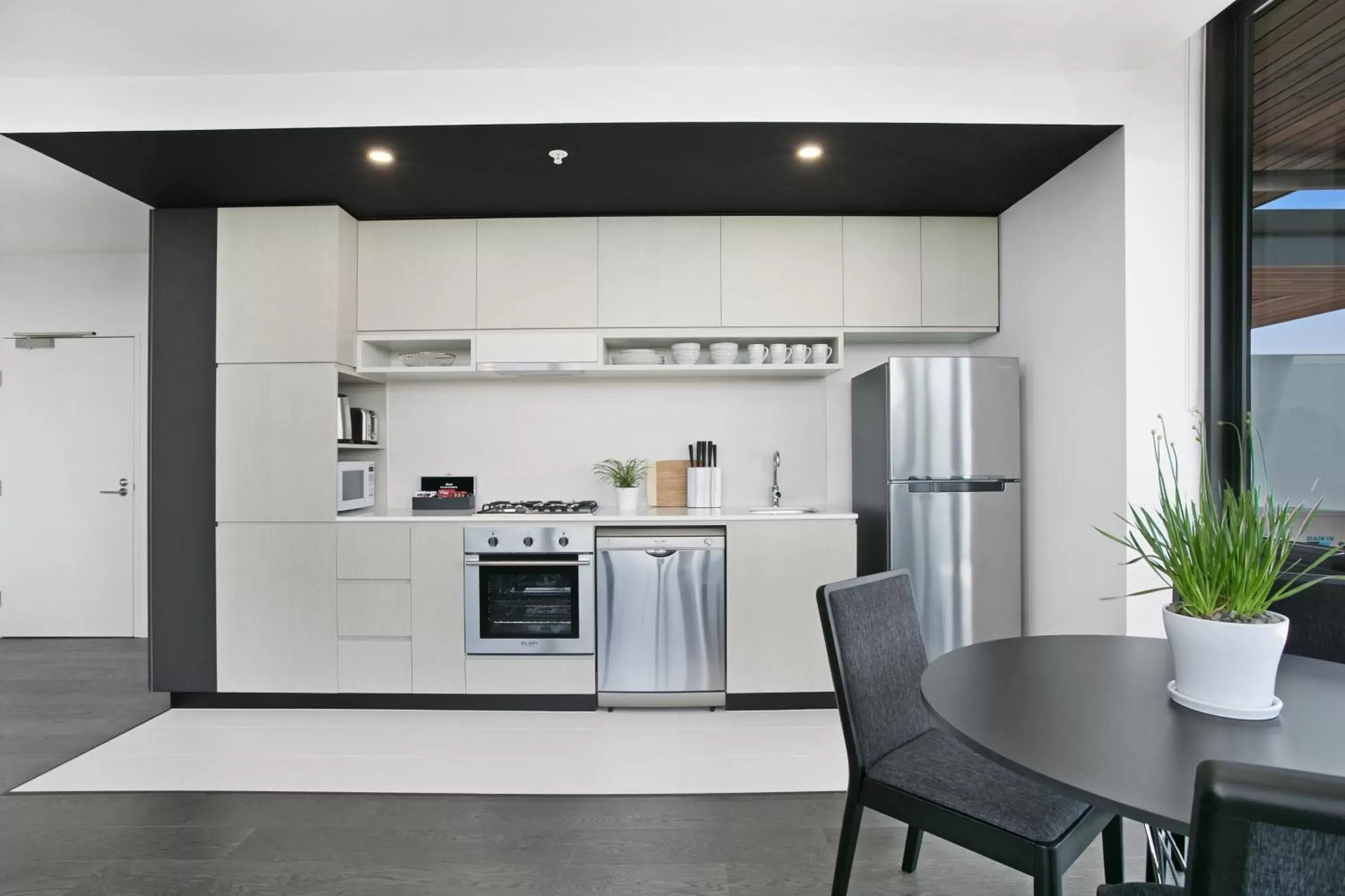 Kitchen or kitchenette, Kitchen/Kitchenette in Clayton Serviced Apartments