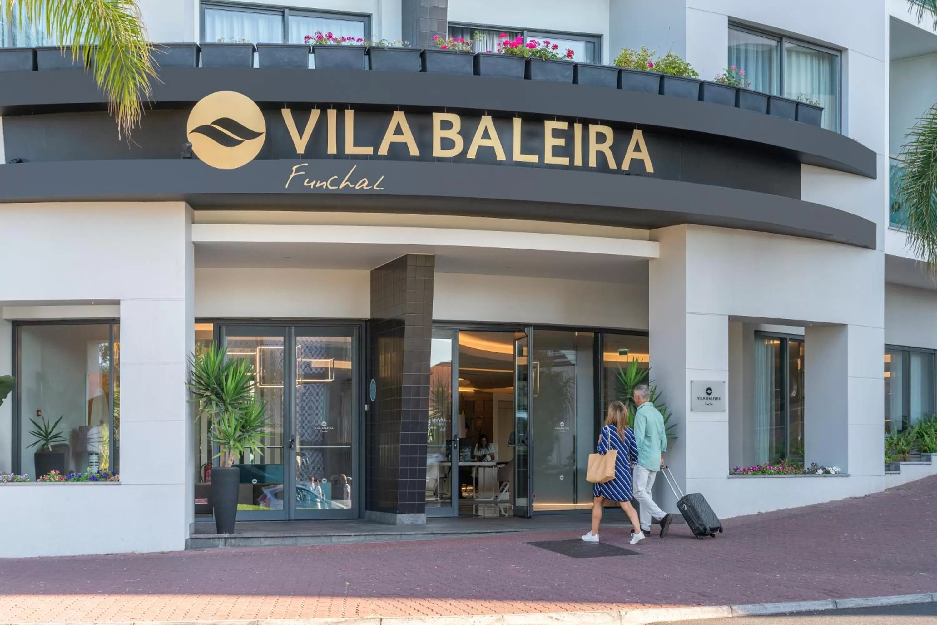 Property building in Vila Baleira Funchal