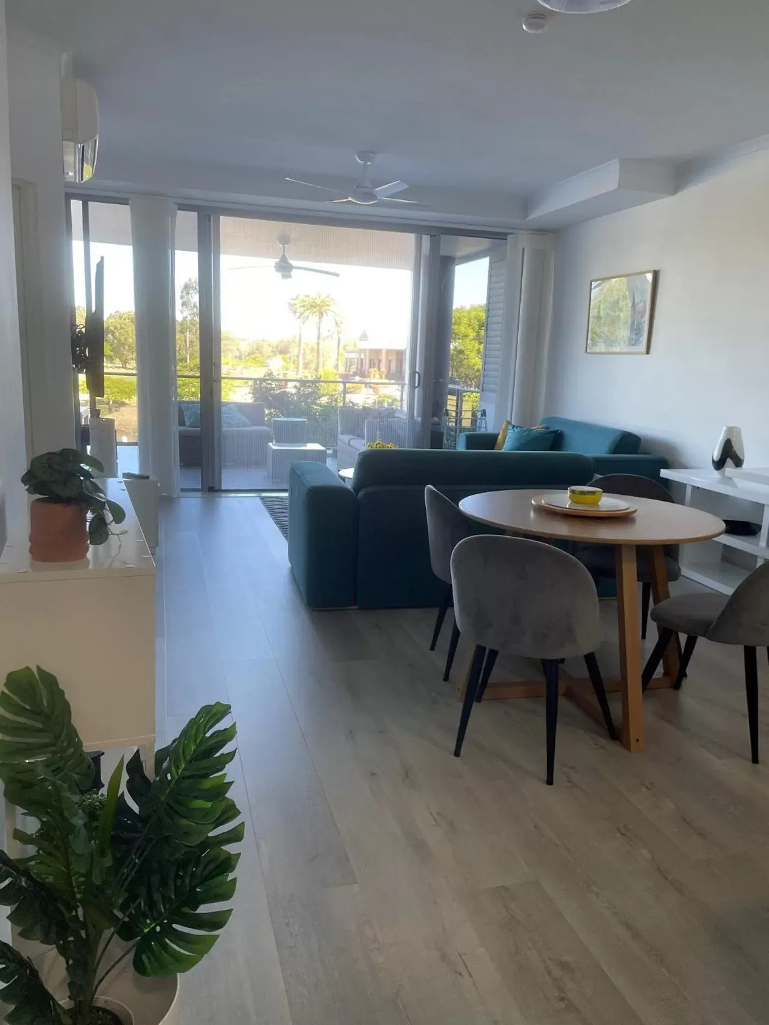 Living room, Dining Area in Signature Waterfront Apartments