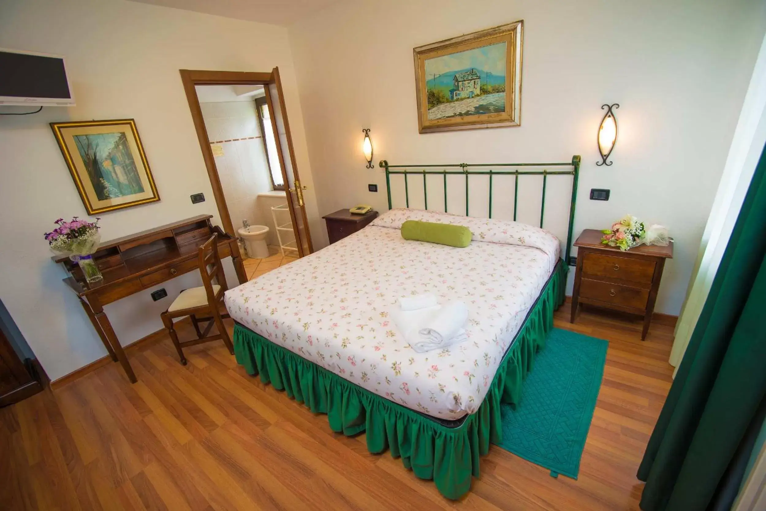 Photo of the whole room, Bed in Albergo Le Macinaie - Monte Amiata