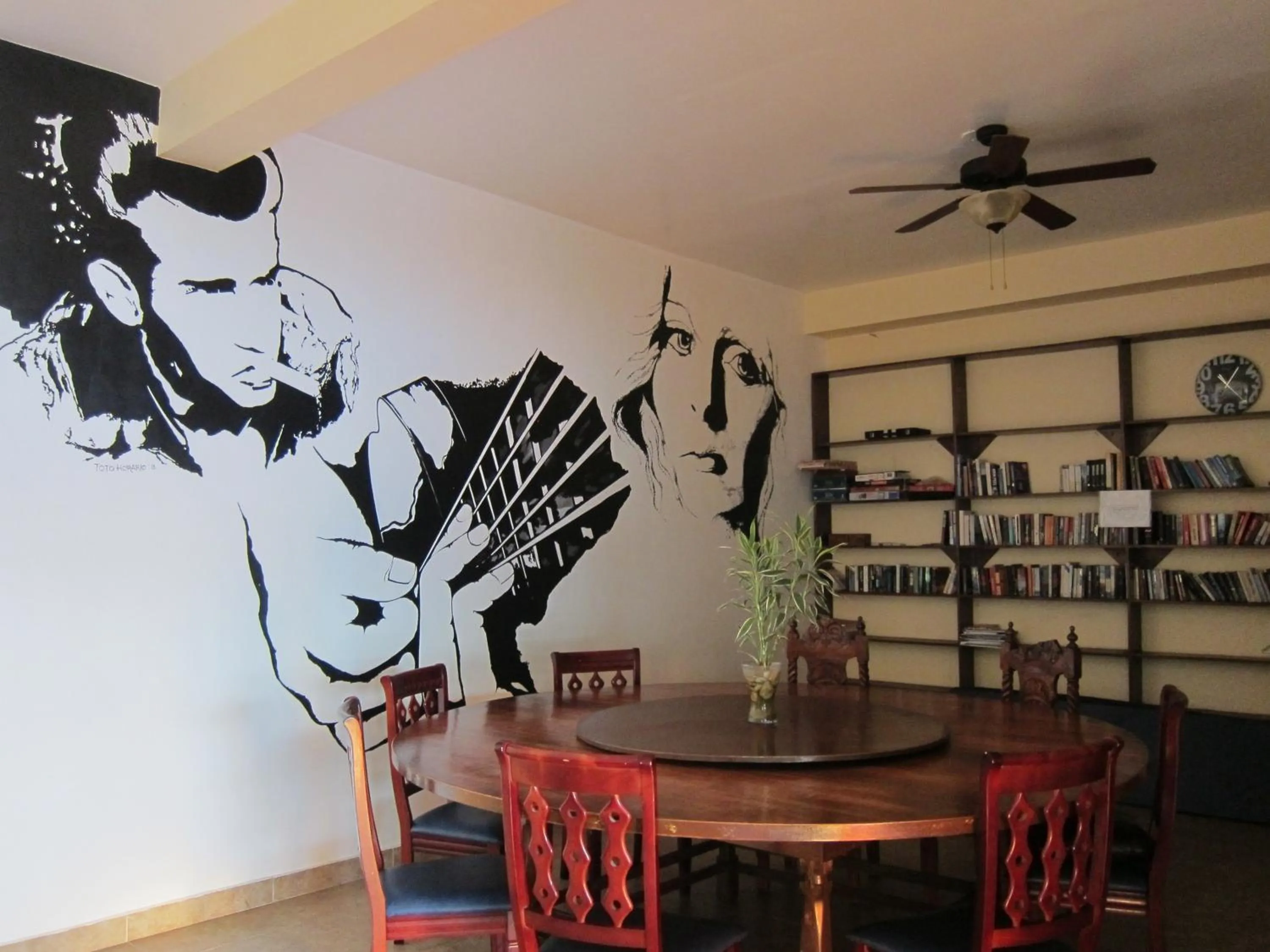 Library in Squares Beachside Apartments