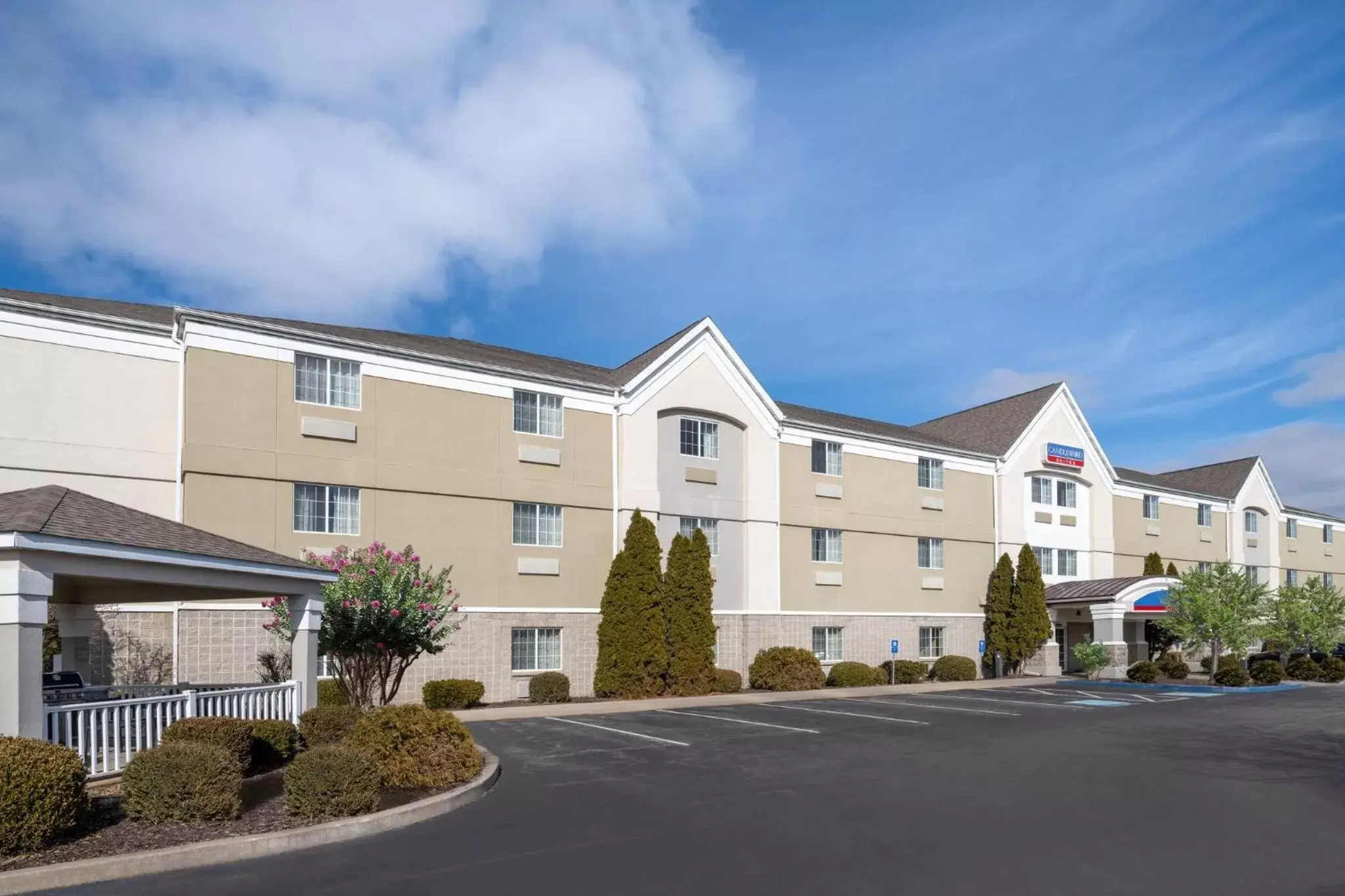Property Building in Candlewood Suites Elkhart, an IHG Hotel