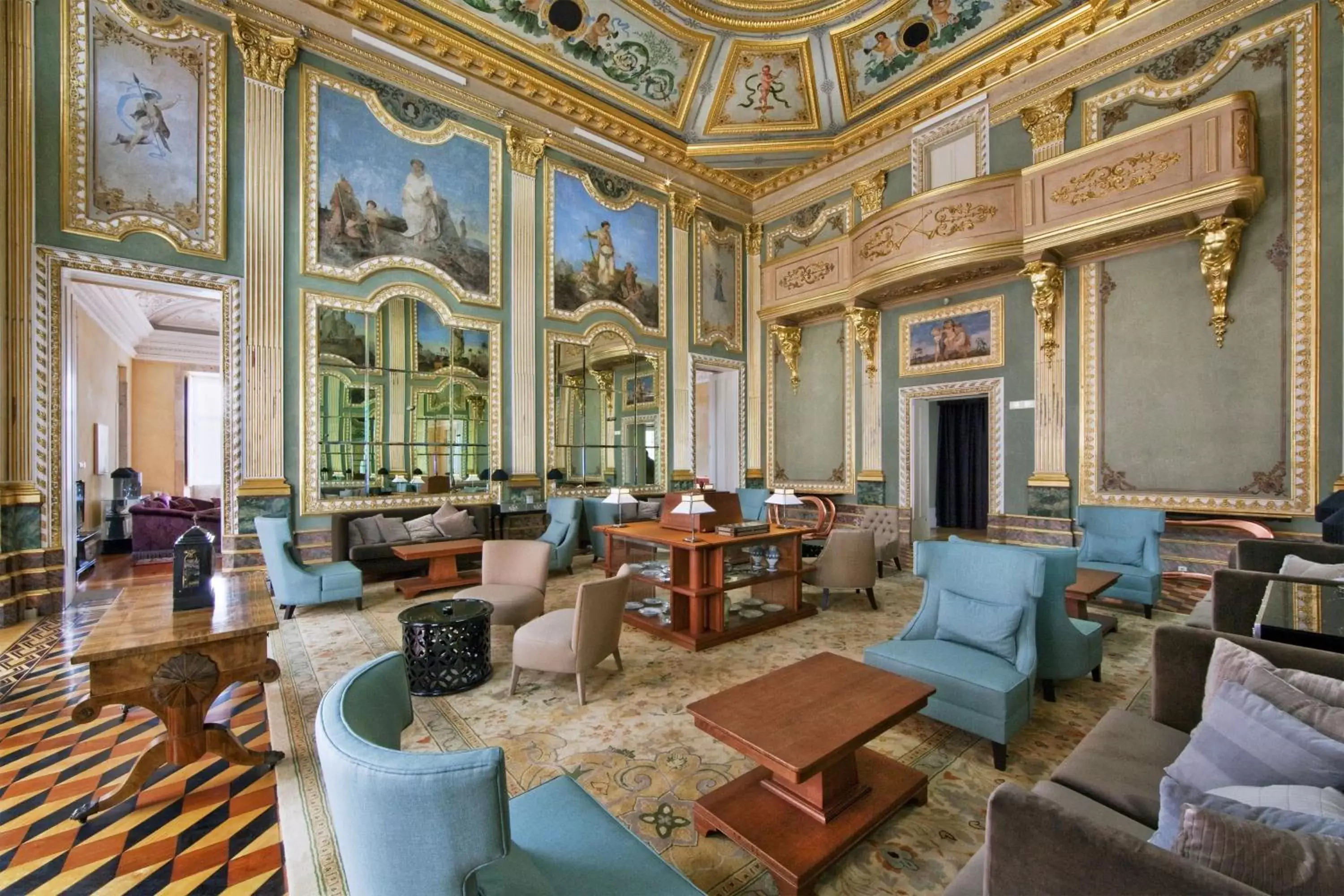 Lounge or bar in Pestana Palacio do Freixo, Pousada & National Monument - The Leading Hotels of the World
