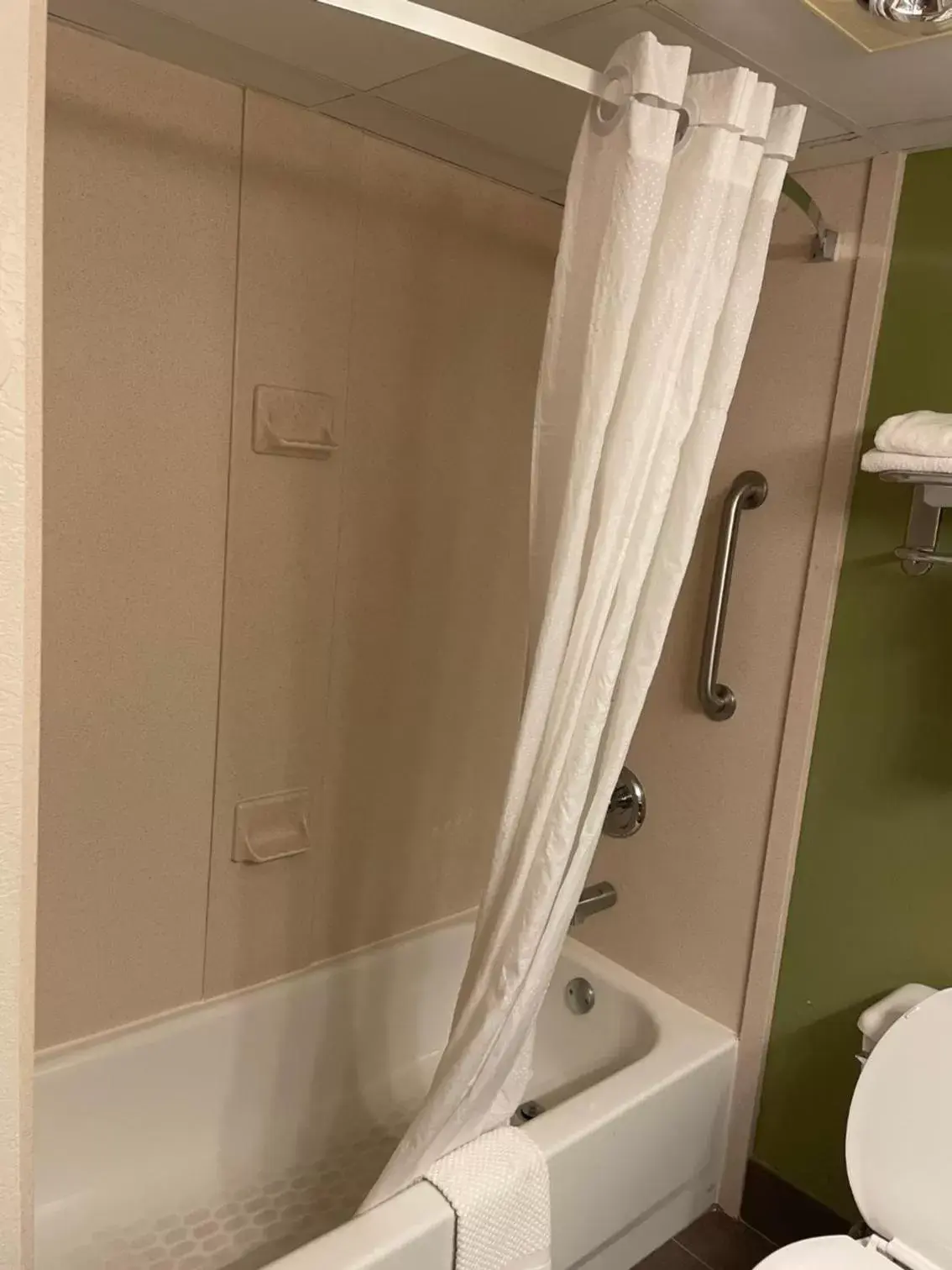 Shower, Bathroom in Sleep Inn & Suites near Sports World Blvd