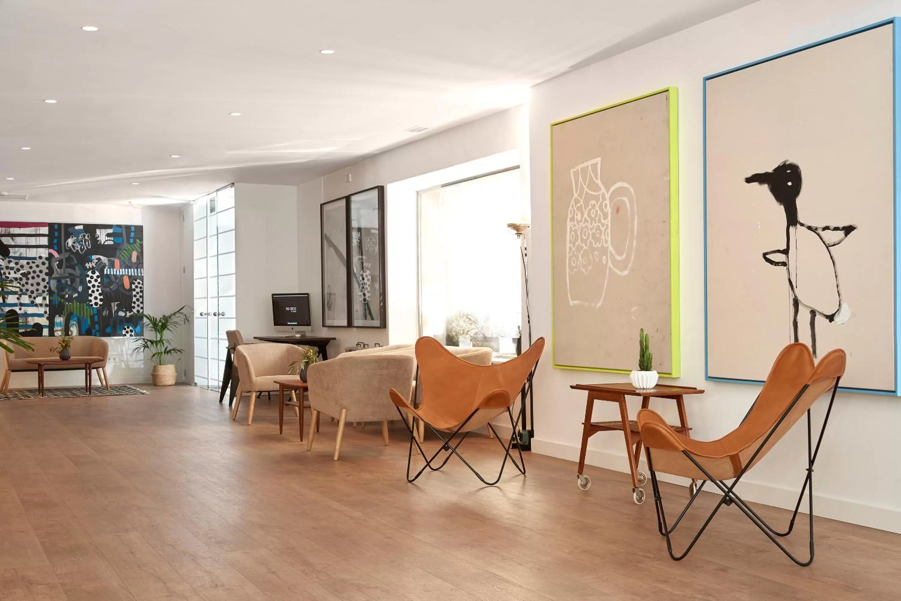 Lobby or reception in INNSiDE by Meliá Palma Center