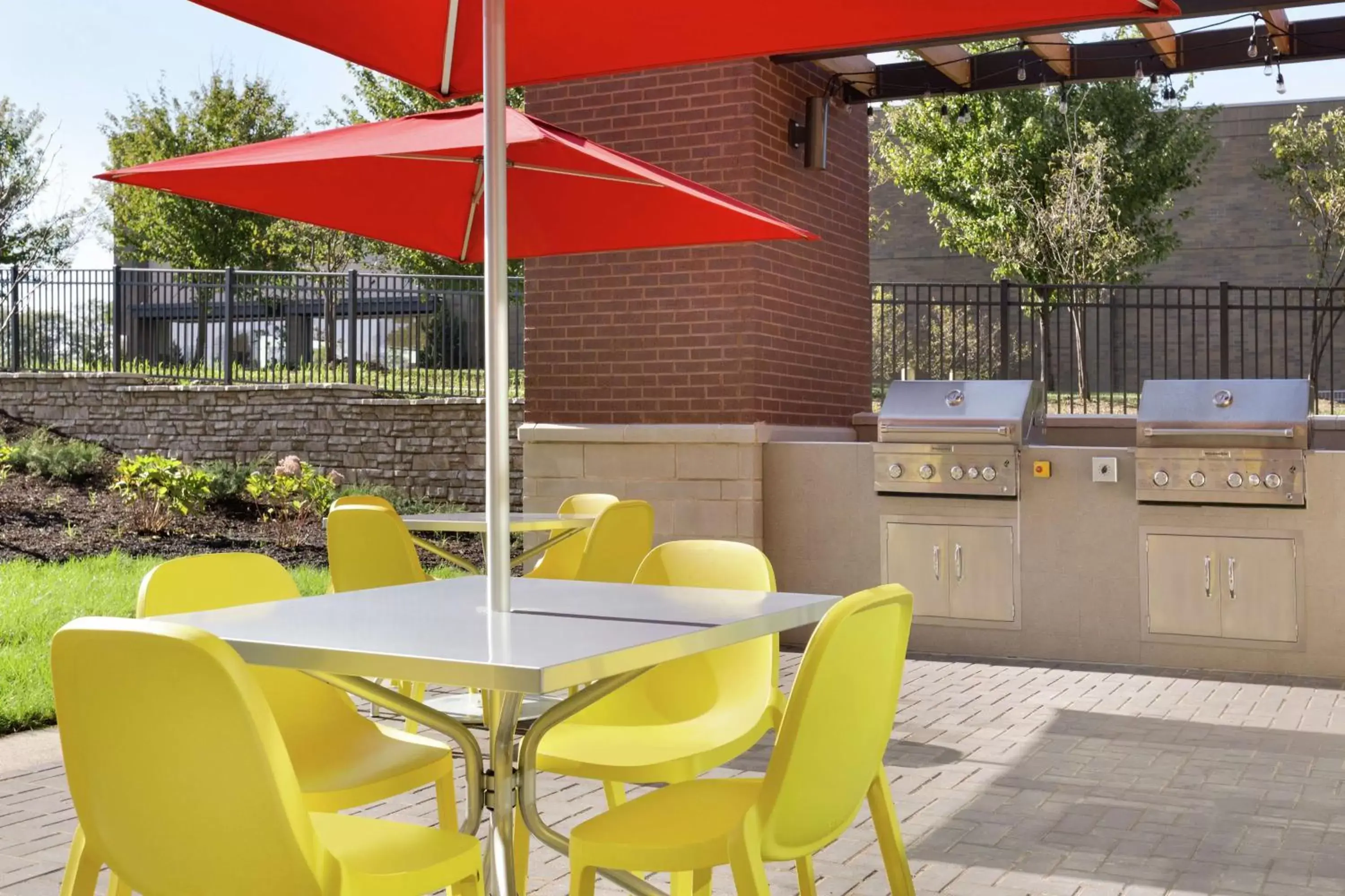 Patio in Home2 Suites By Hilton Florence Cincinnati Airport South