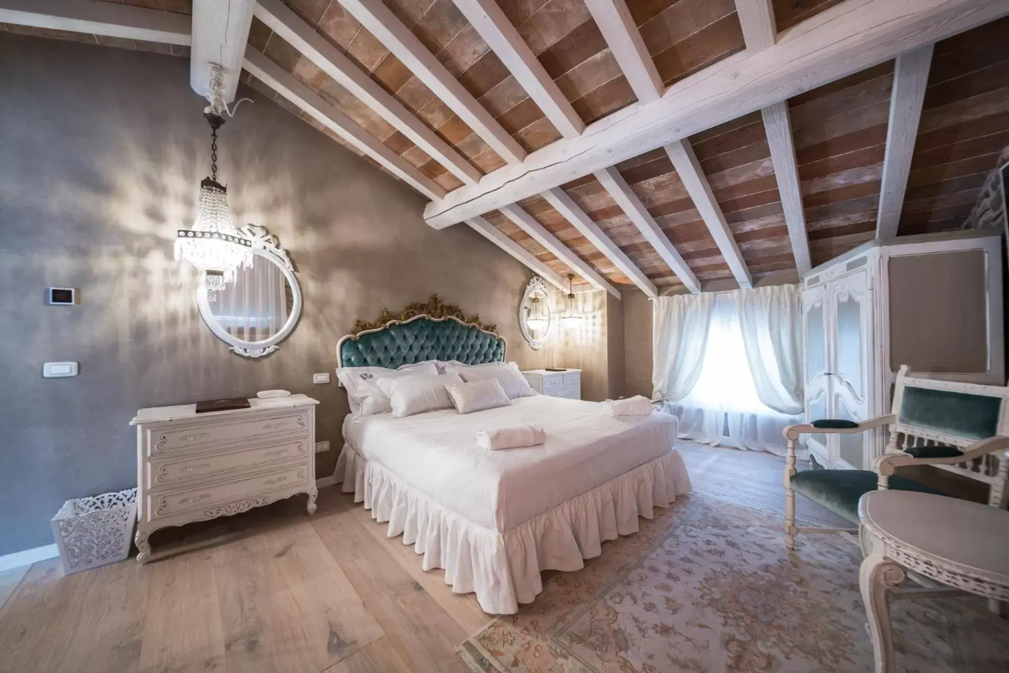 Bed in Regia Rosetta - Royal Rooms Borghetto