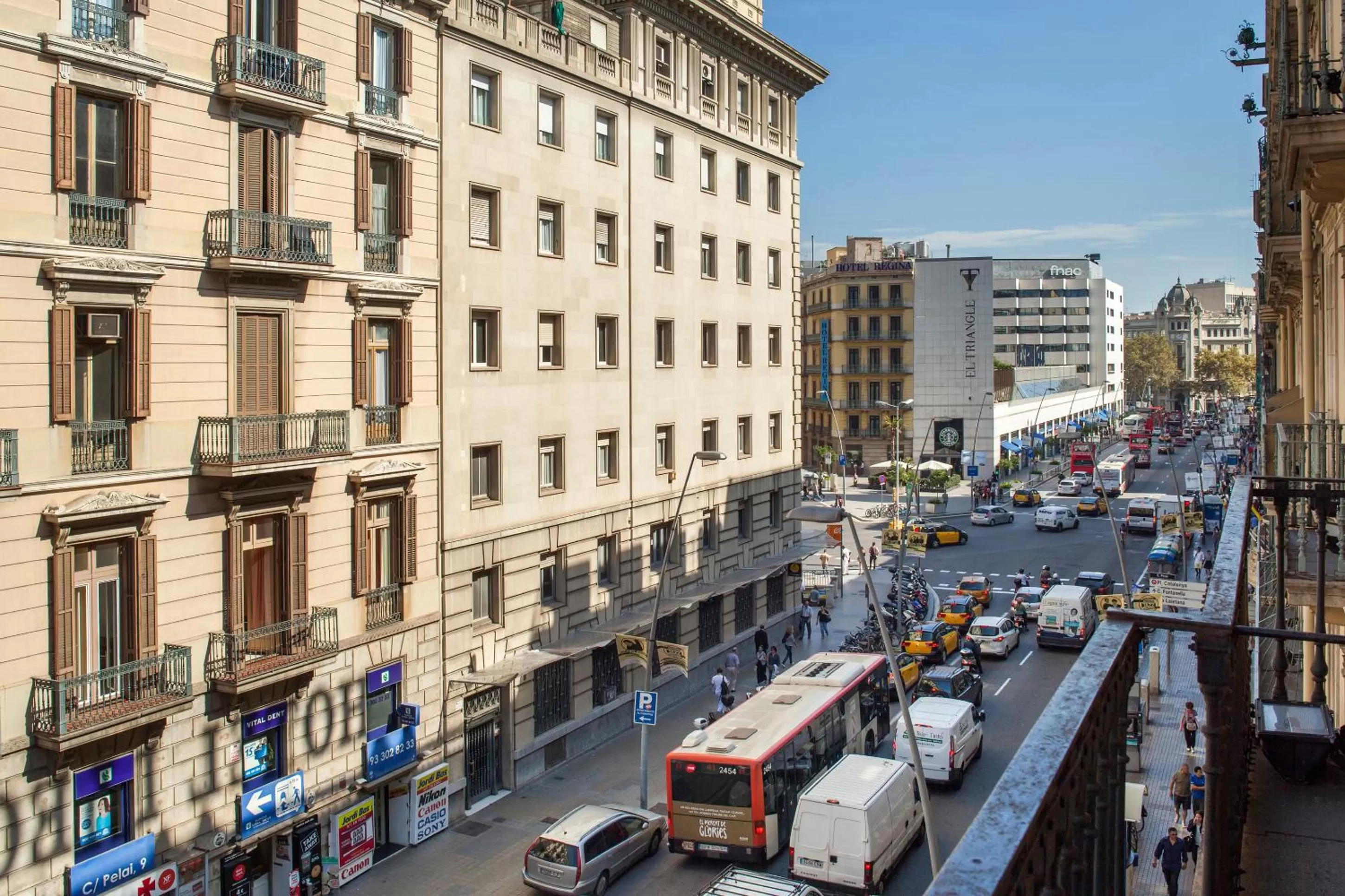 Street view in Atlantis by Atbcn