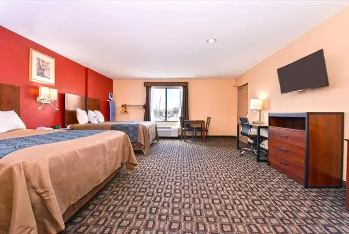 Bedroom in Americas Best Value Inn-Near NRG Park/Medical Center