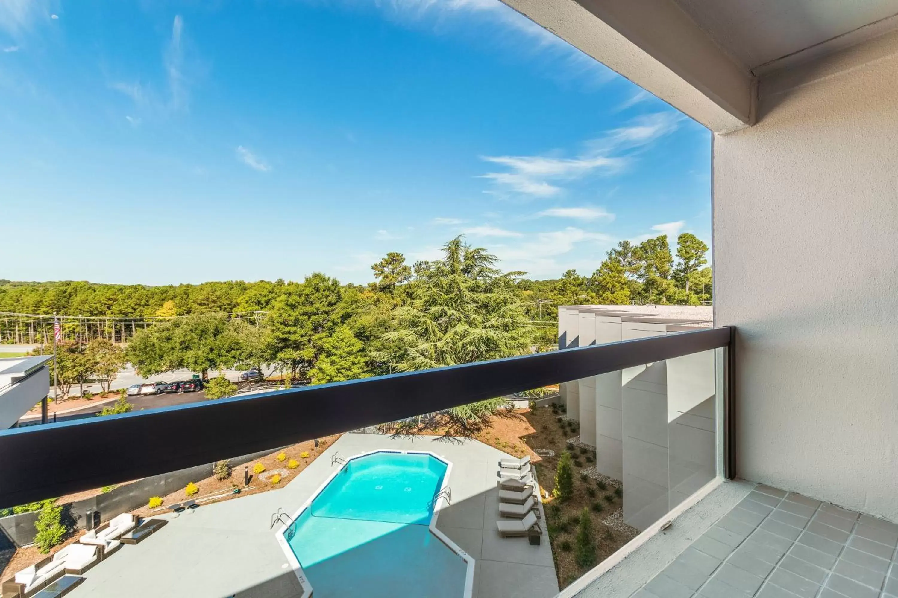 Photo of the whole room, Pool View in Sheraton Chapel Hill