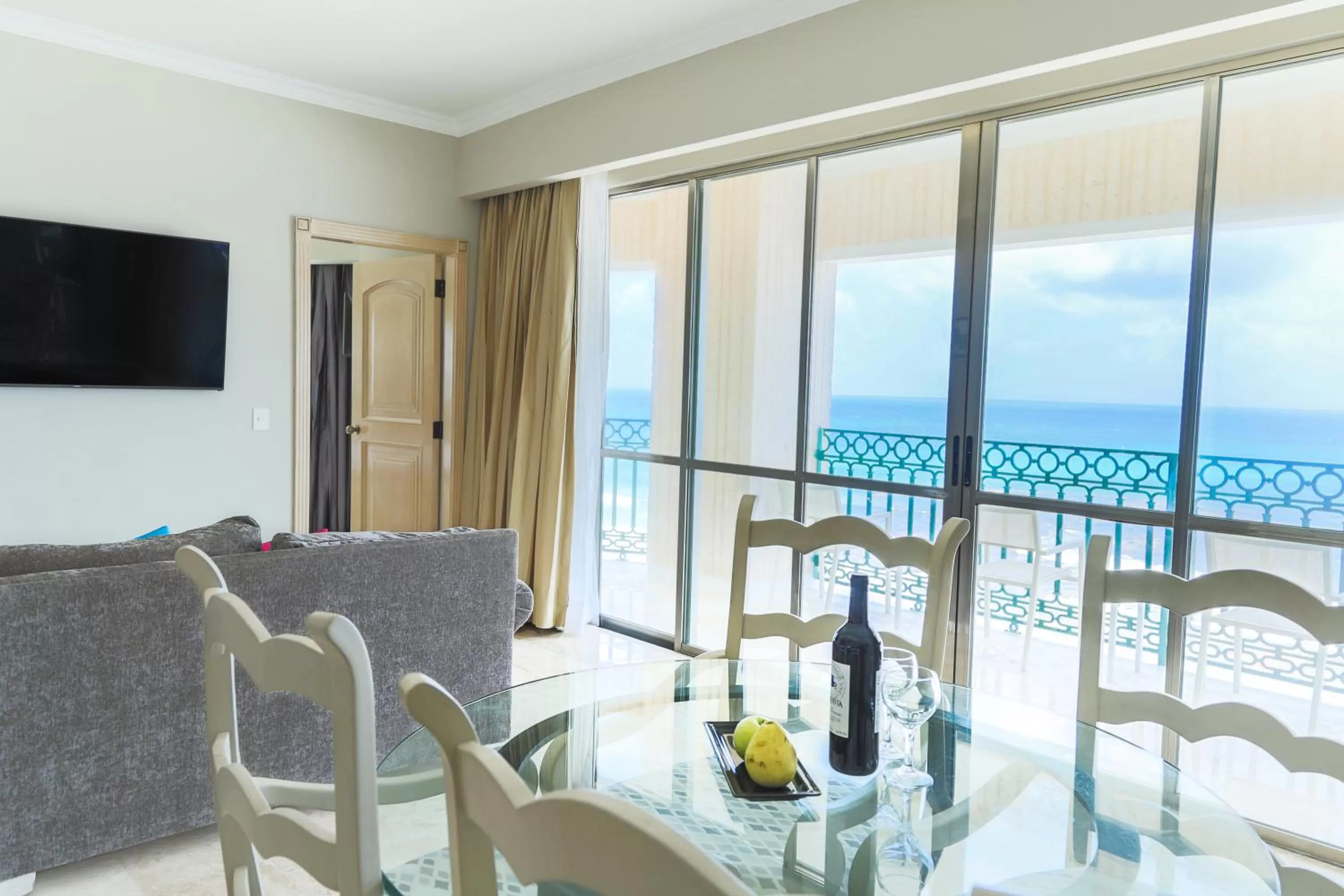 Suite Caribe Triple in Sandos Cancún All Inclusive - Adults Only