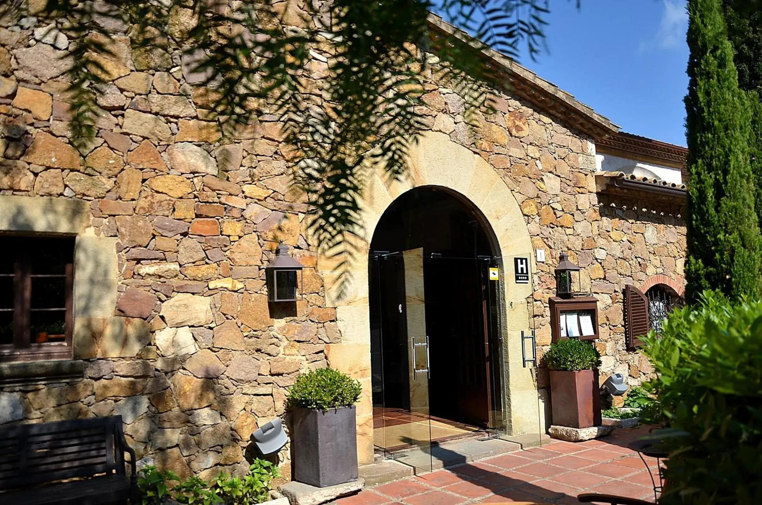 Facade/entrance in Hotel Galena Mas Comangau